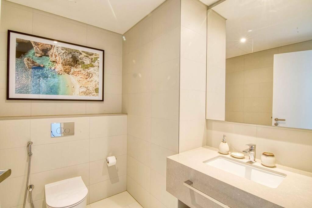 Stunning 2br With Sea And Ain View At Jbr Apartamento