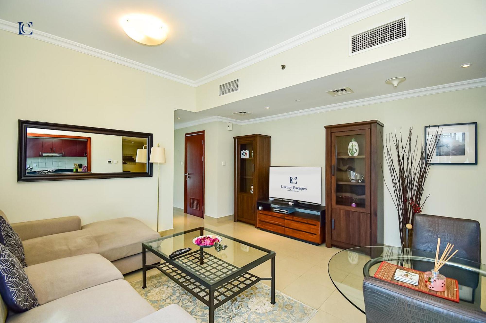 Luxury Escapes - Budget 1br In Marina - Near Tram & Metro -time Place Tower Dubai