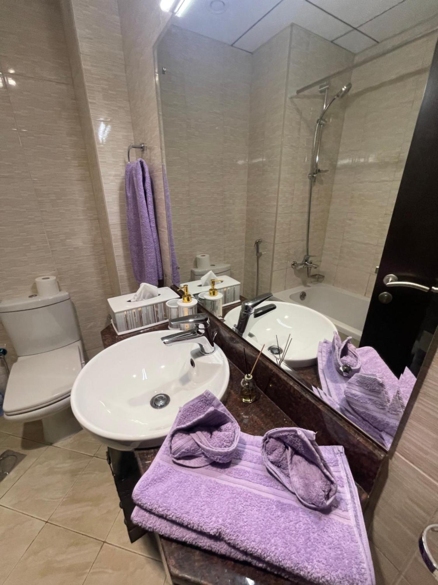Apartment Great View, Sportcity, Parking Included, Dubai