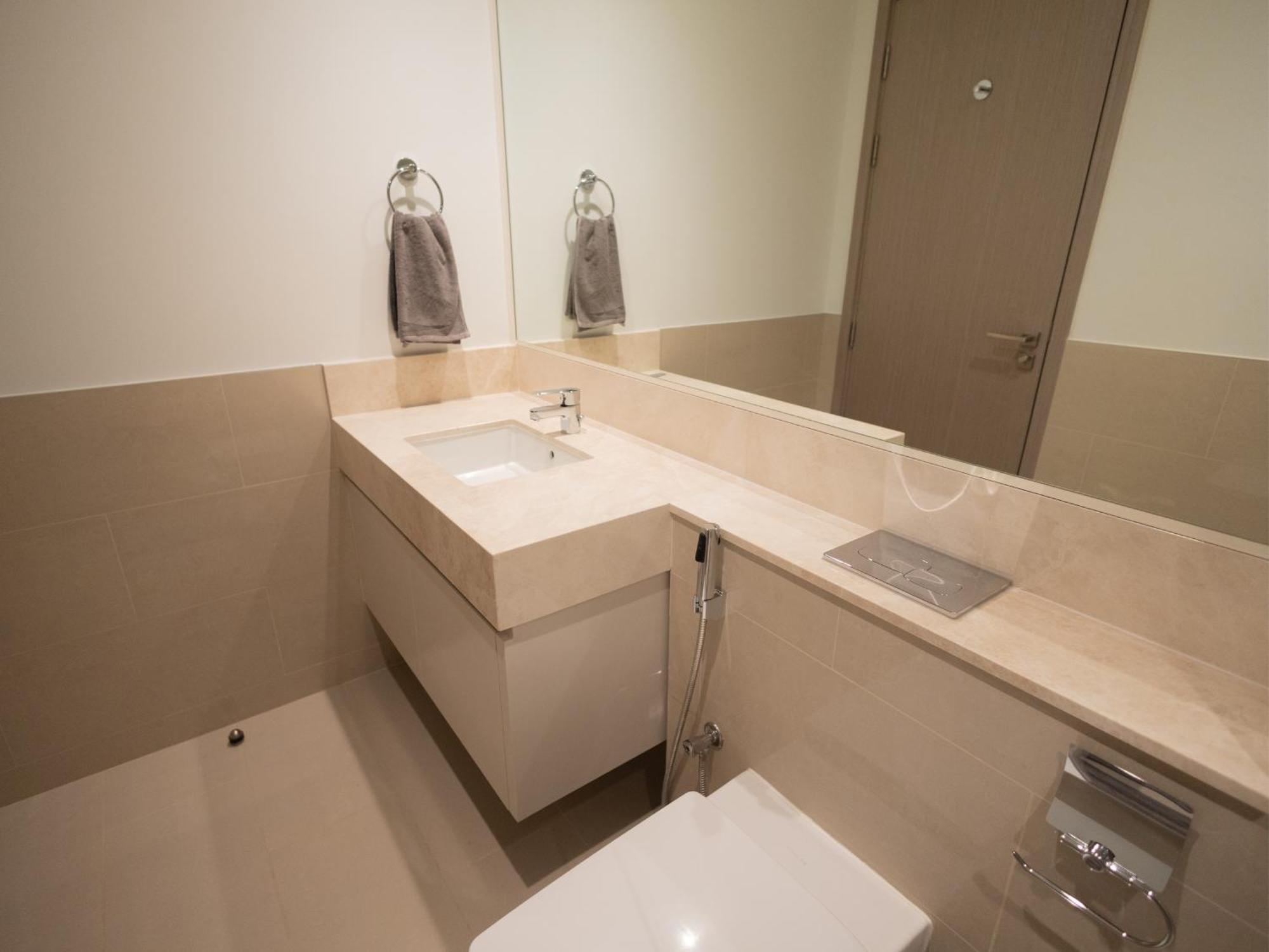Mh - Act One Act Two - 2bhk - Ref503 Apartment *