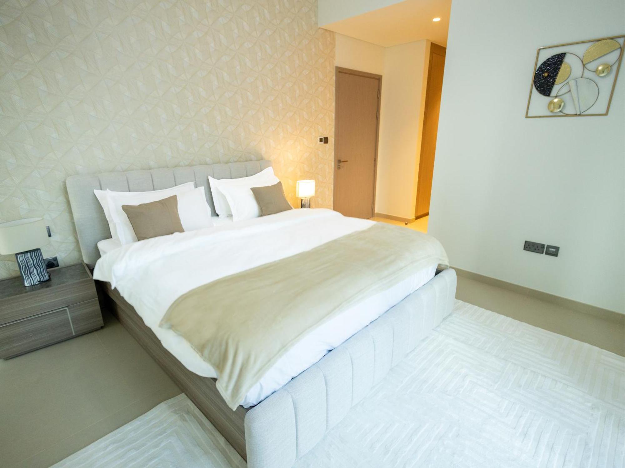 Mh - Act One Act Two - 2bhk - Ref503 Apartment Dubai