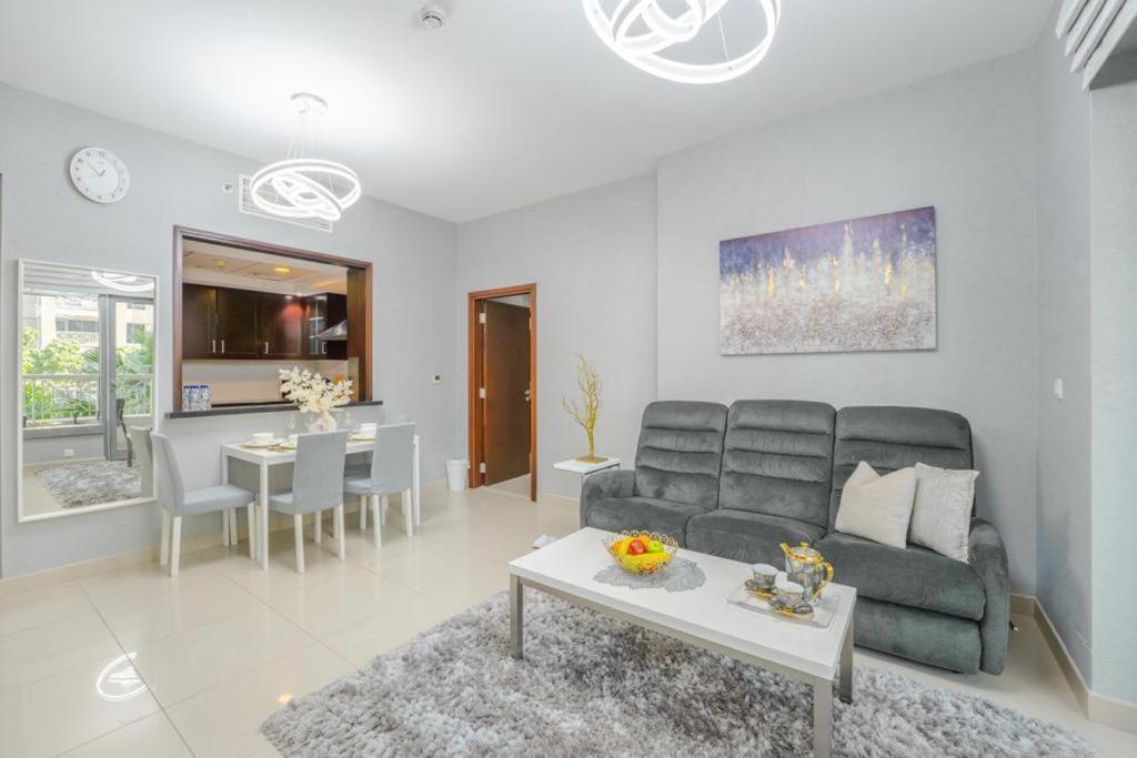 Modern Luxury 2br At Bd 29 Blvd