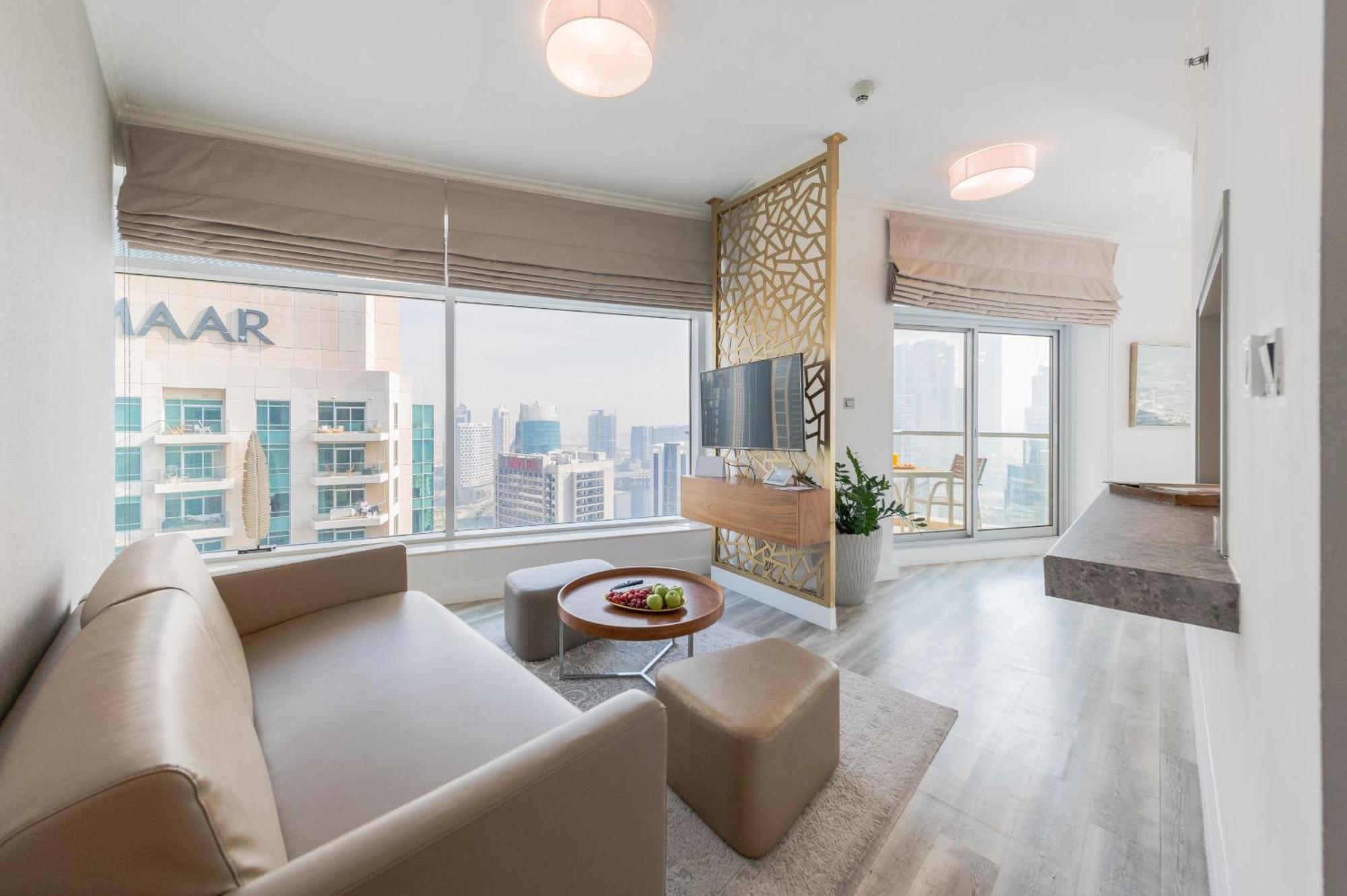 Boutique Living - Burj Views - Renovated Dubai