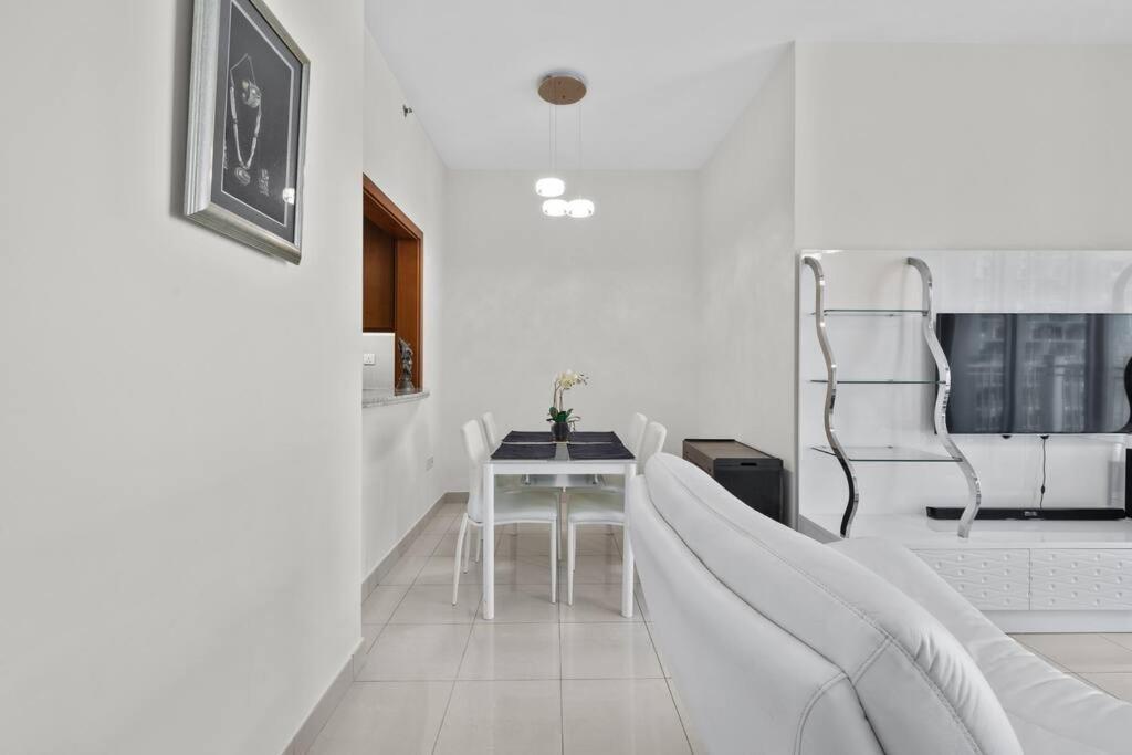 Daire Stand Point Luxury Living In Downtown *
