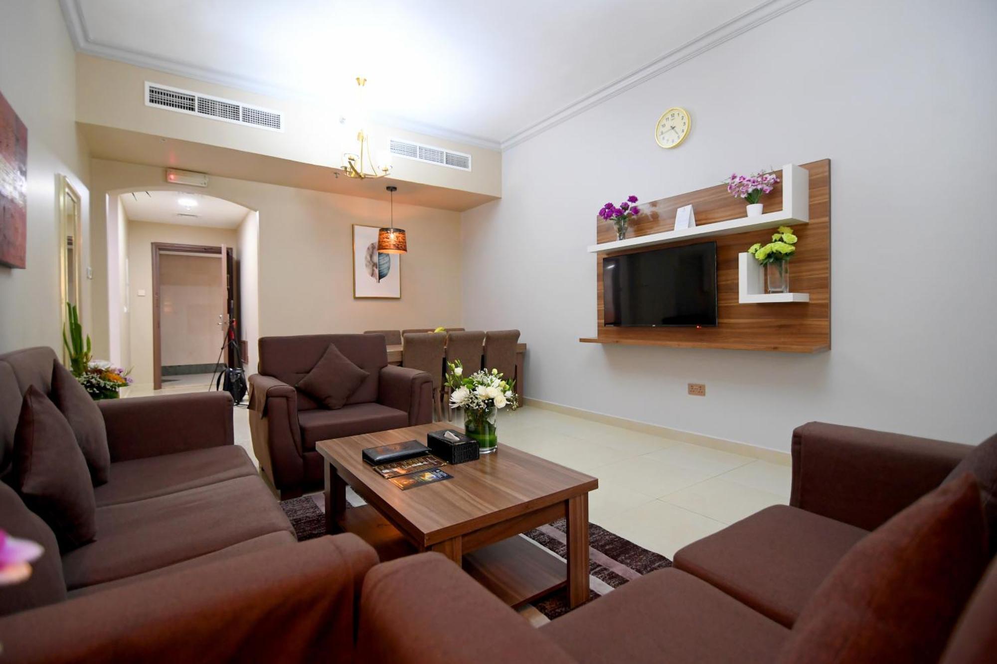 Aparthotel Emirates Stars 4*