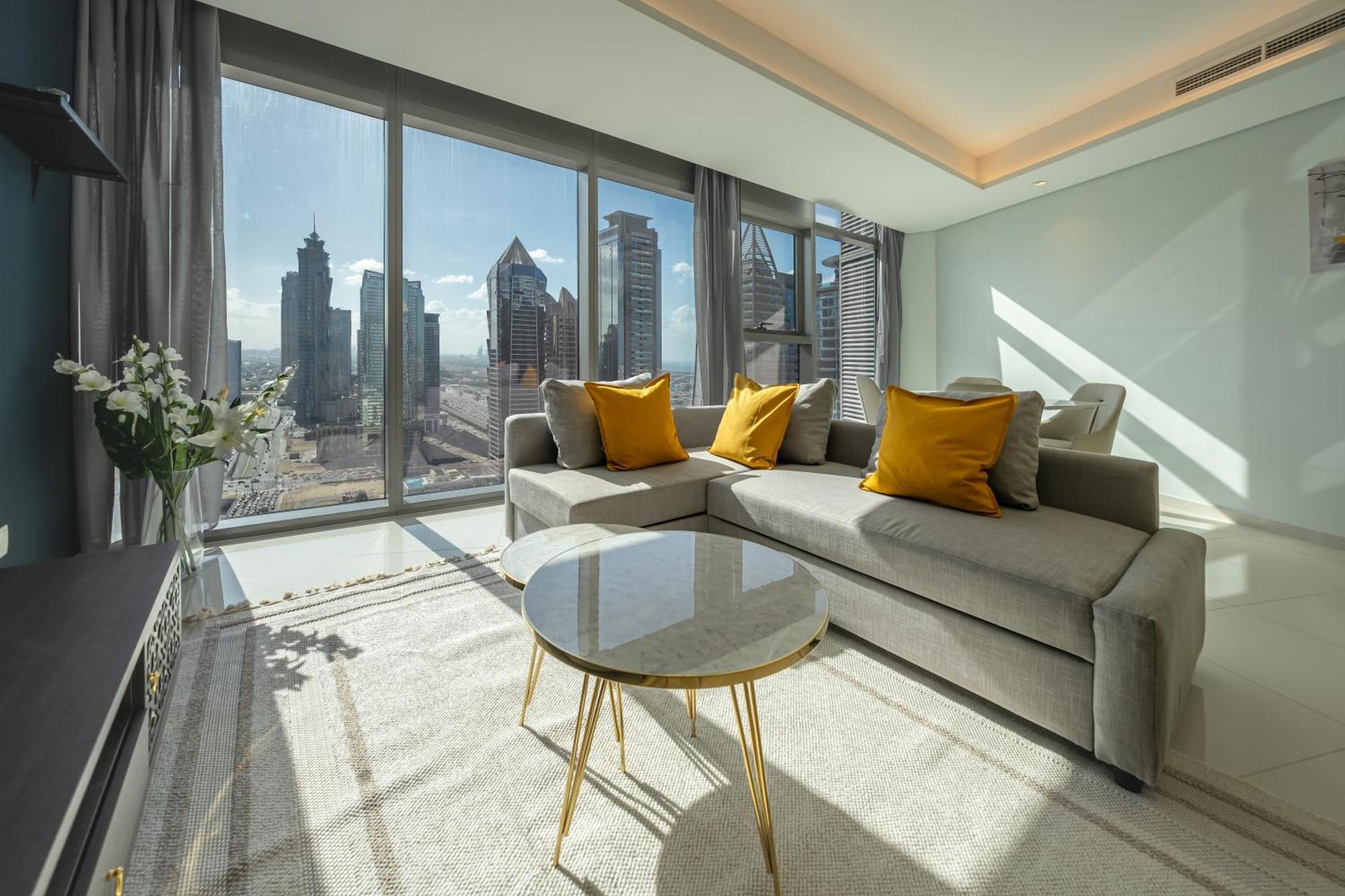 Apartment Magical With Rooftop Pool & Burj Khalifa View Dubai