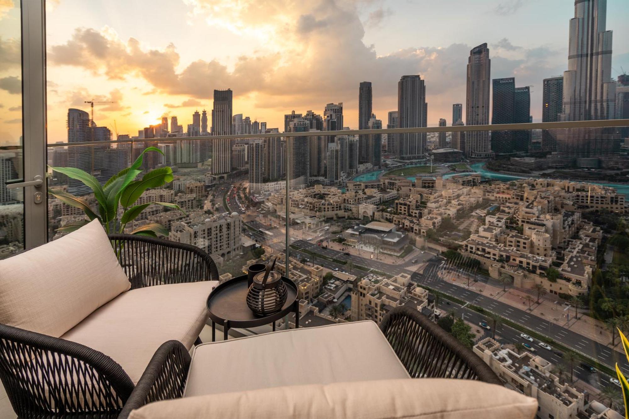 Apartment Burj Royal-luxurious 2 Bedrooms -downtown-burj & Fountain View Dubai