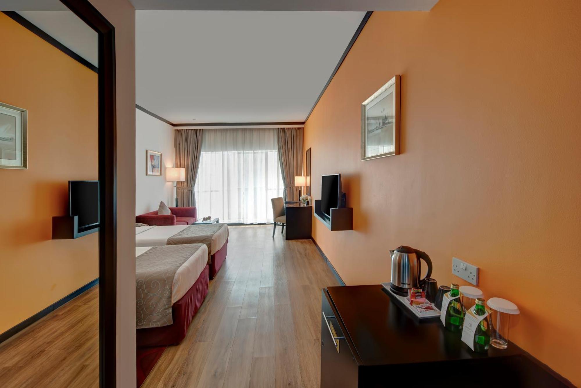 Grandeur Al Barsha 4*