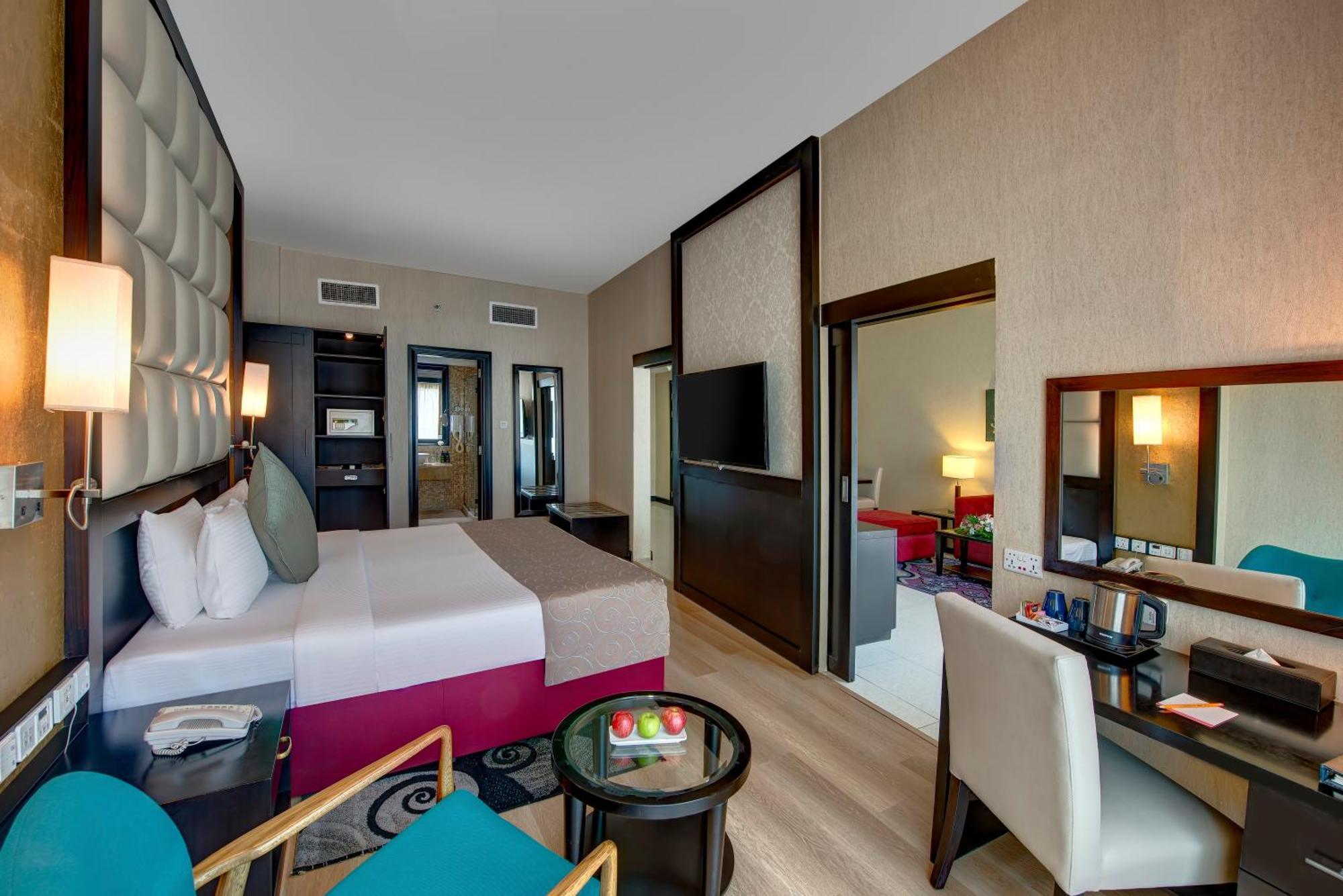 Grandeur Al Barsha Hotel 4*