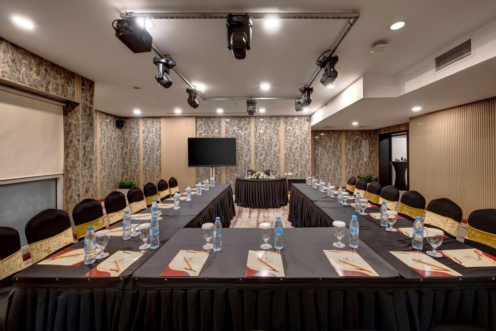 Grandeur Al Barsha Hotel