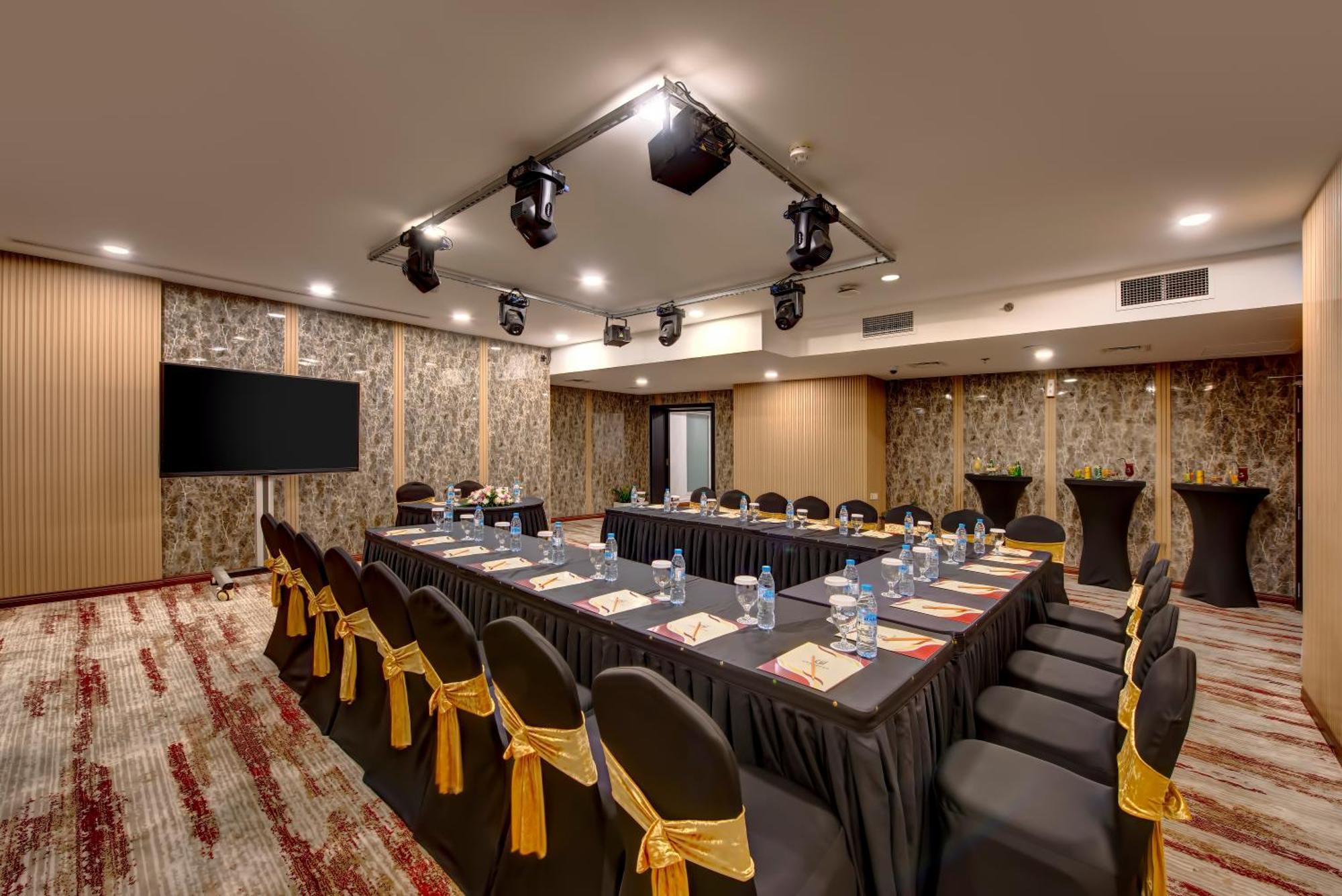Grandeur Al Barsha 4* Dubai