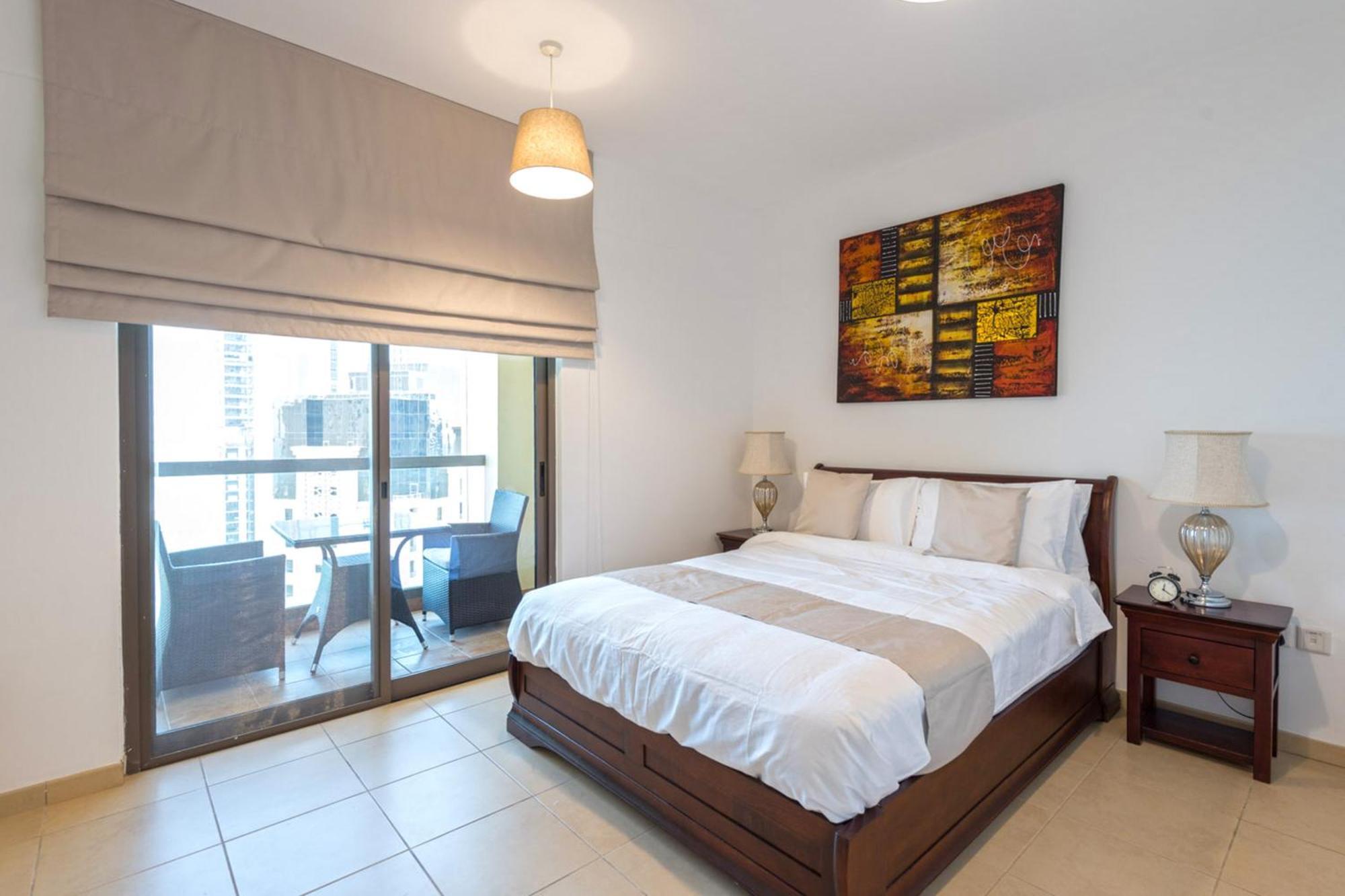 Stunning Marina & Sea View 4 Bedroom Apartment, Murjan 6 Jumeriah Apartment Dubai
