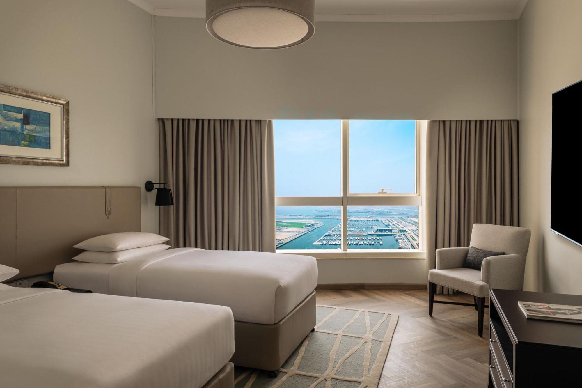 Marriott Harbour And Hotel