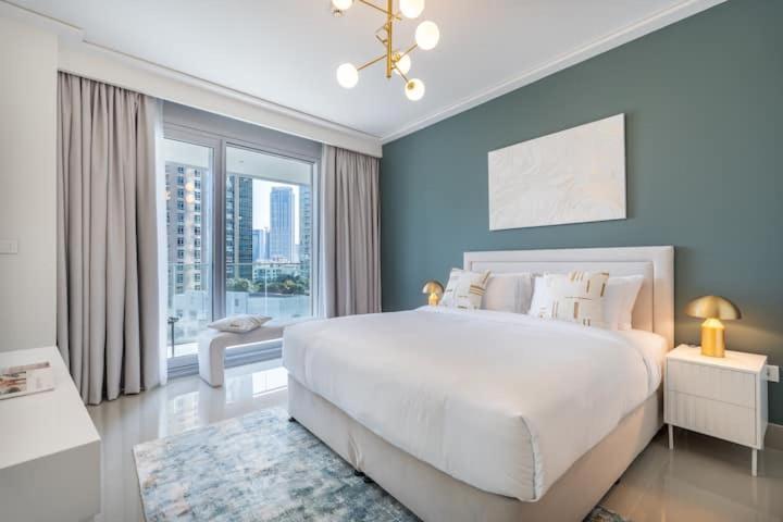 Apartment Vogue Downtown - Opera Grand - Burj Khalifa & Fountain Views Dubai