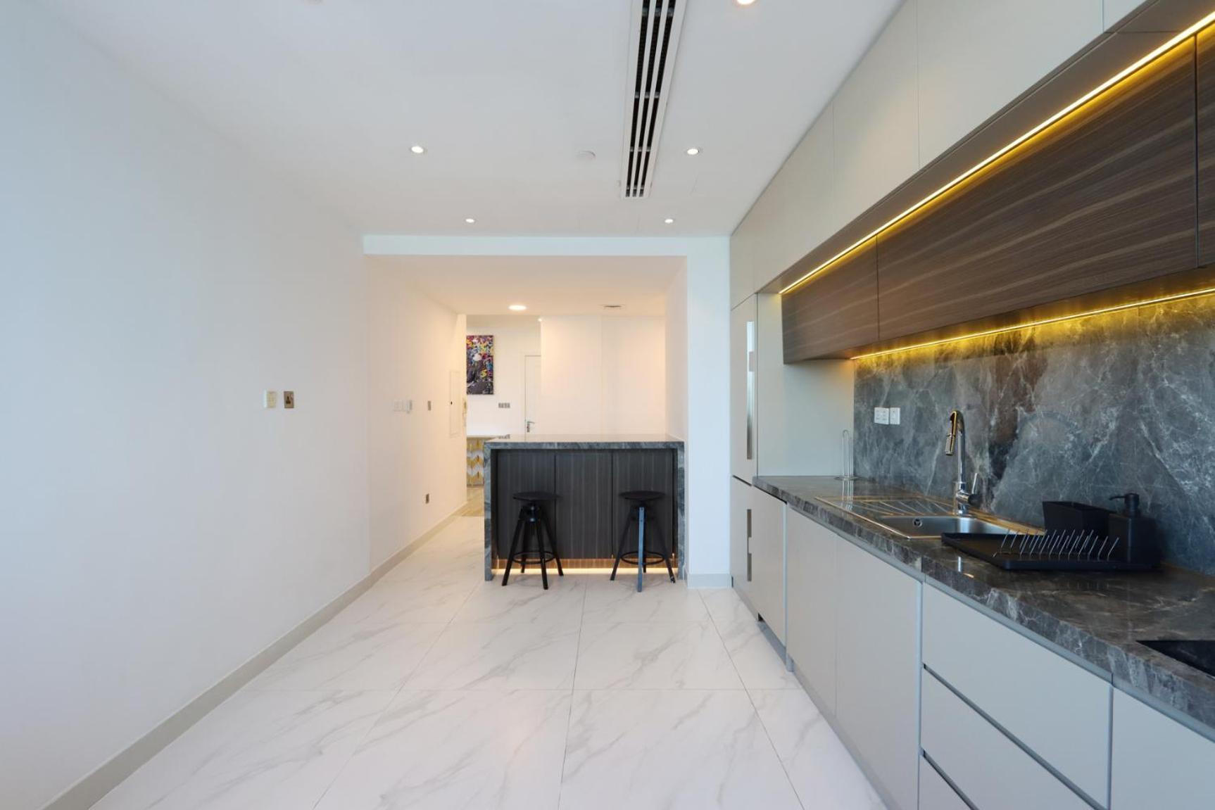 Apartment Duplex Penthouse With Maid's - Marina - Livbnb Dubai