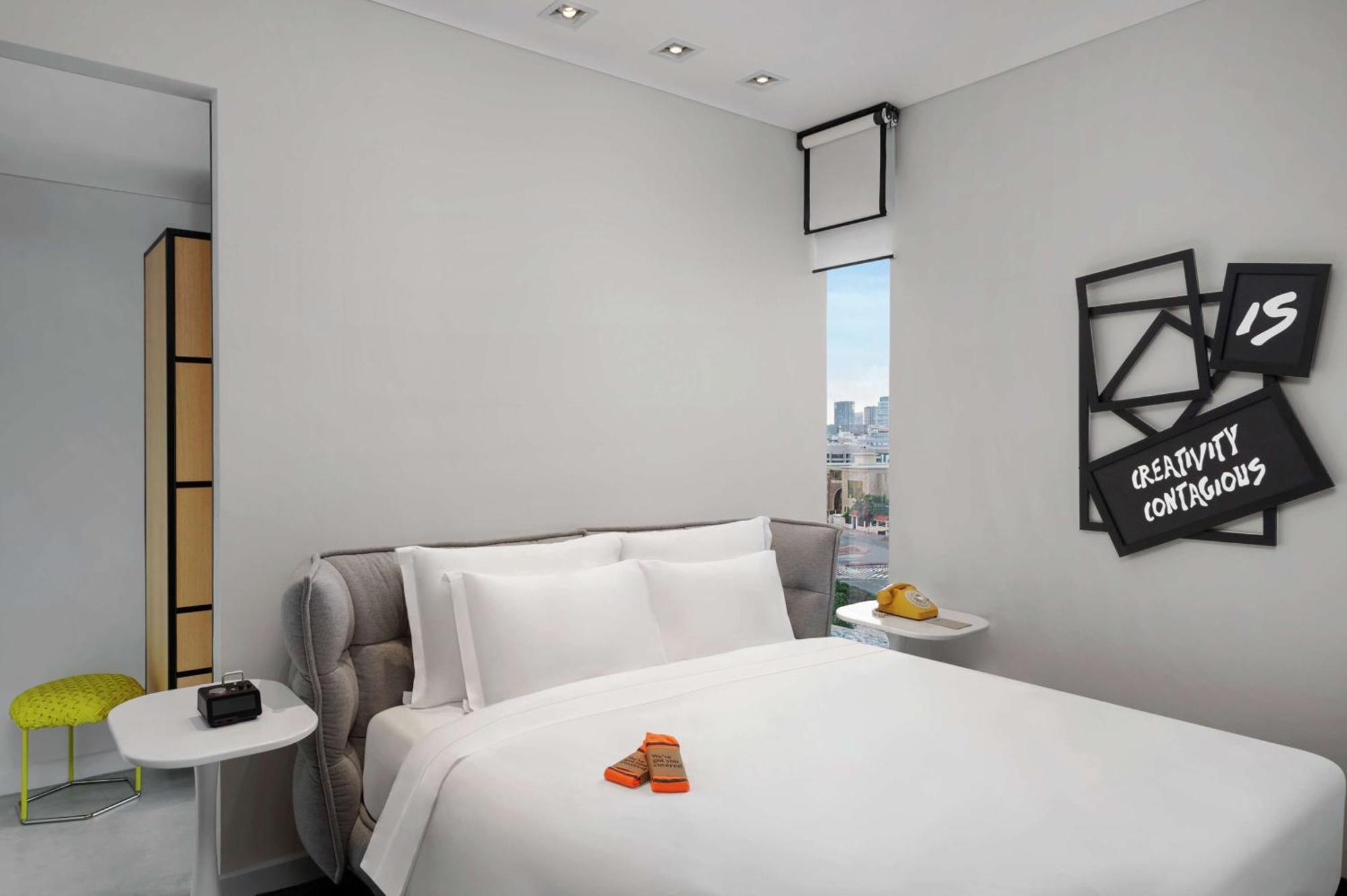 Canopy By Hilton Al Seef 4*