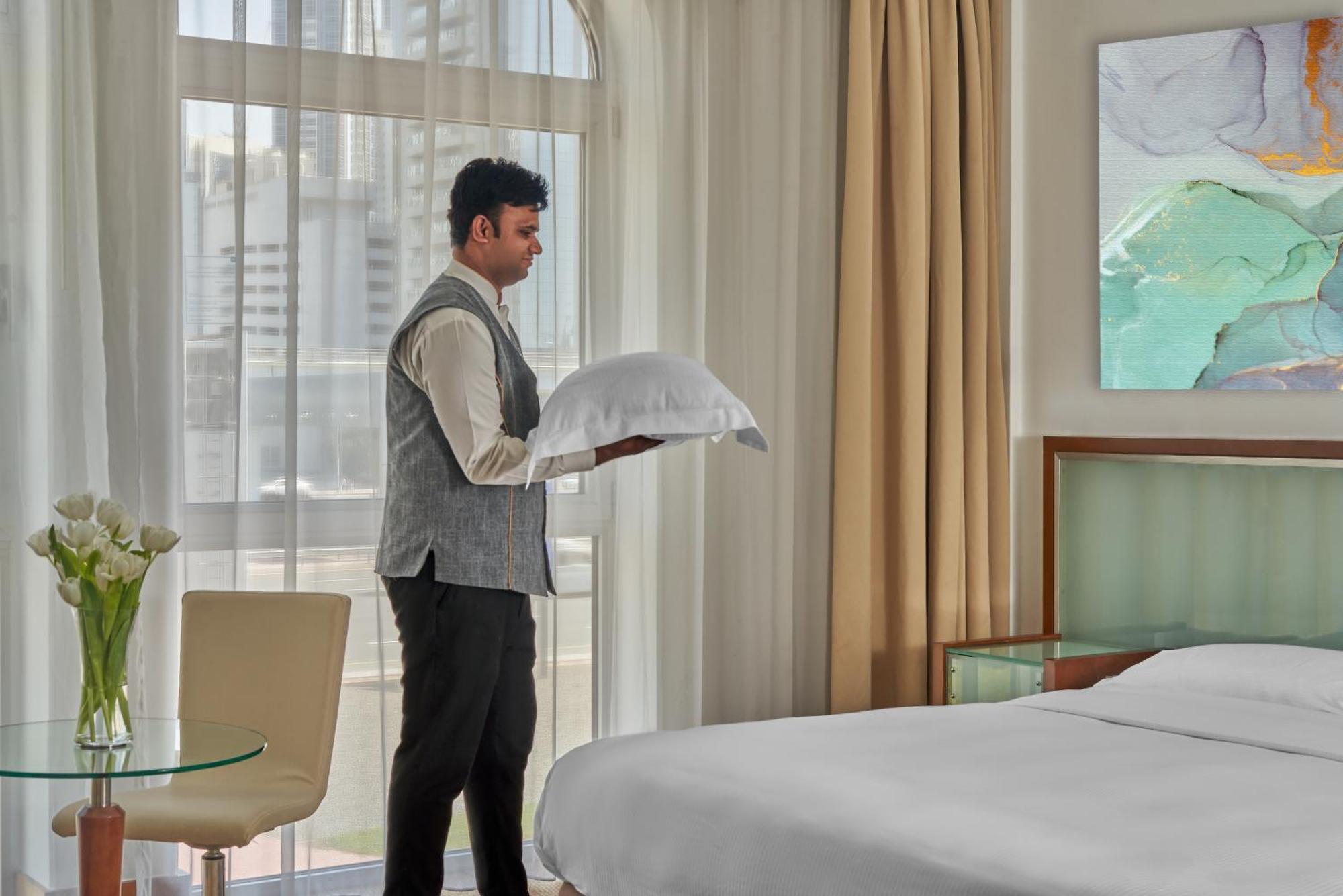 Rotana Aparthotel 4*