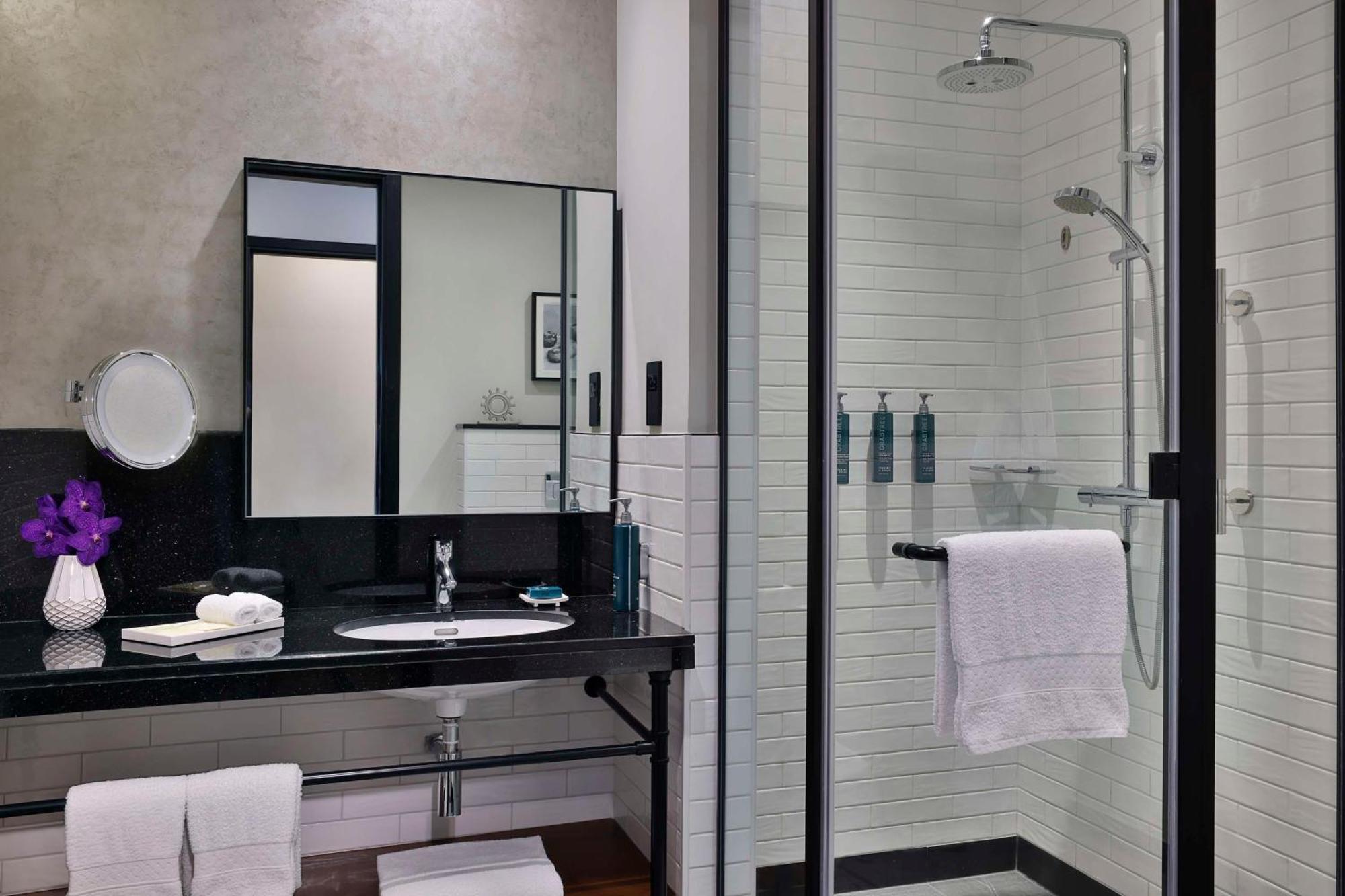 Doubletree By Hilton M Square & Residences Dubai