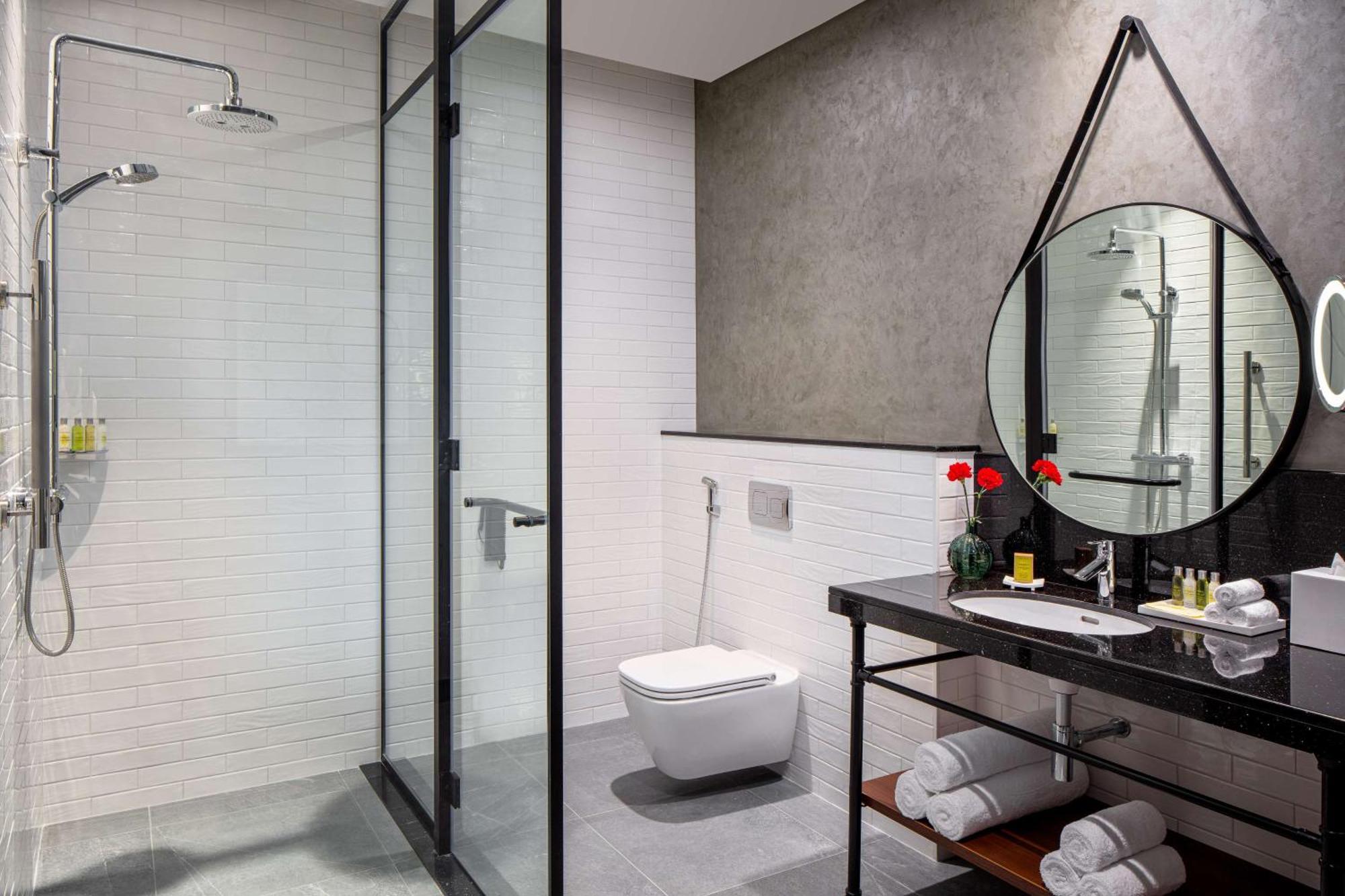 Doubletree By Hilton M Square & Residences Hotel