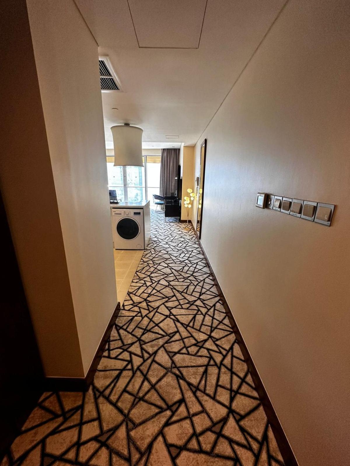 Mall Fashion Avenue Burj Khalifa View Residence- Formerly Address Mall