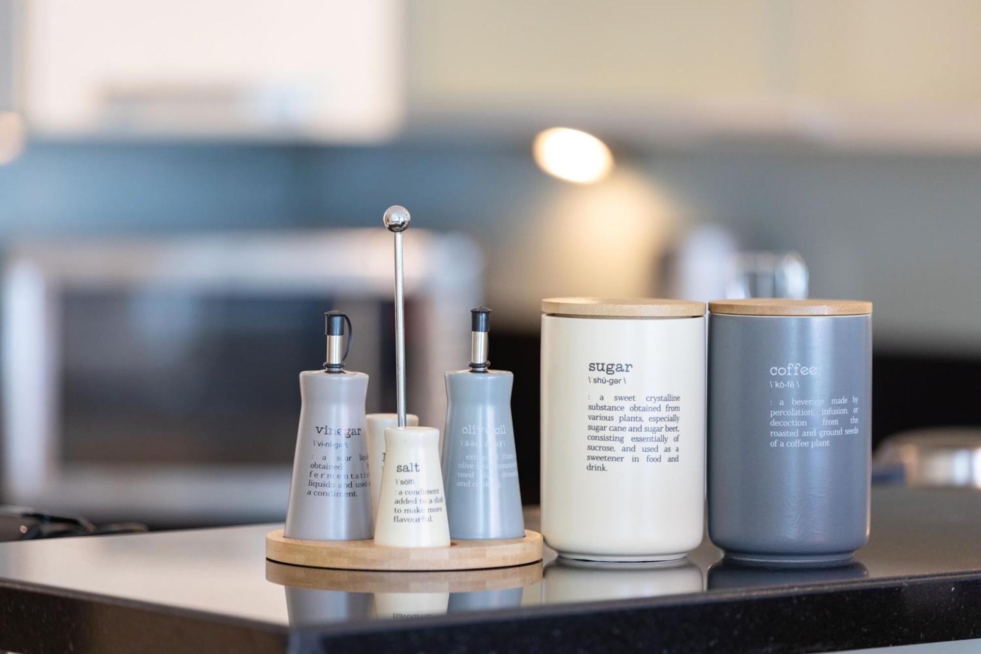 Songs Of The By Lagom - Bonnington Jumeirah Towers, Dubai