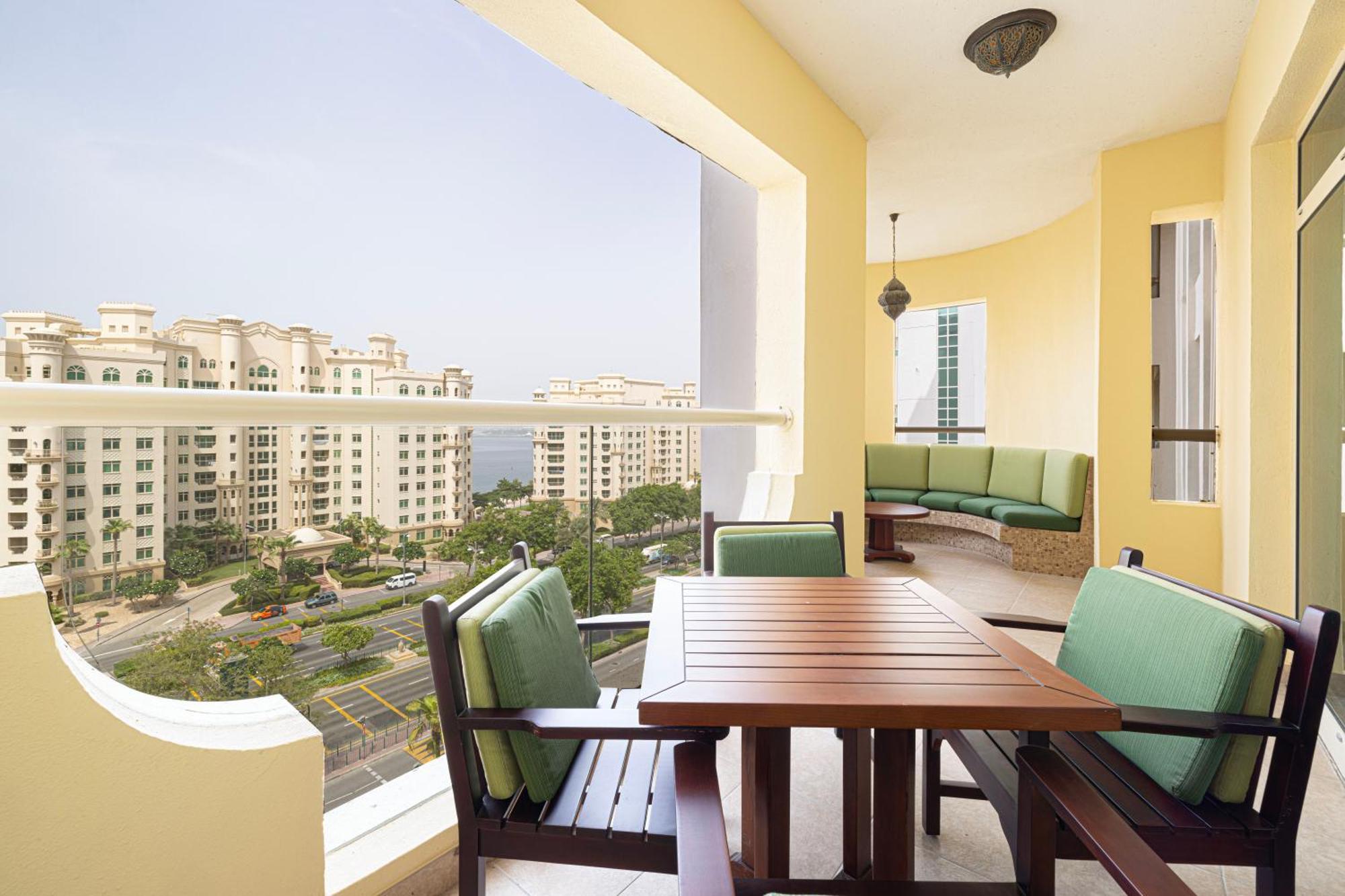 Royal Club By Rvhr, Palm Jumeirah * Dubai