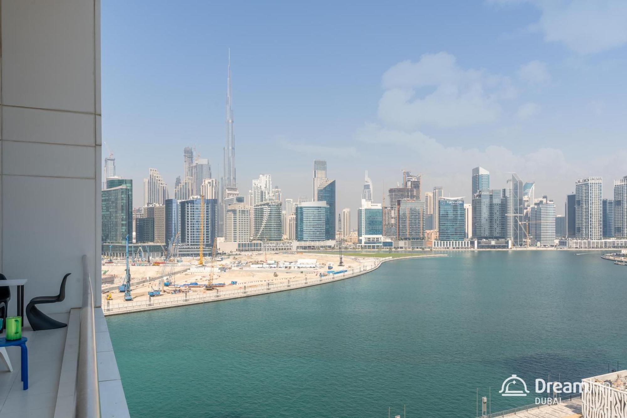 Dream Apartments- West Wharf Tower Canal View Apartamento Dubai