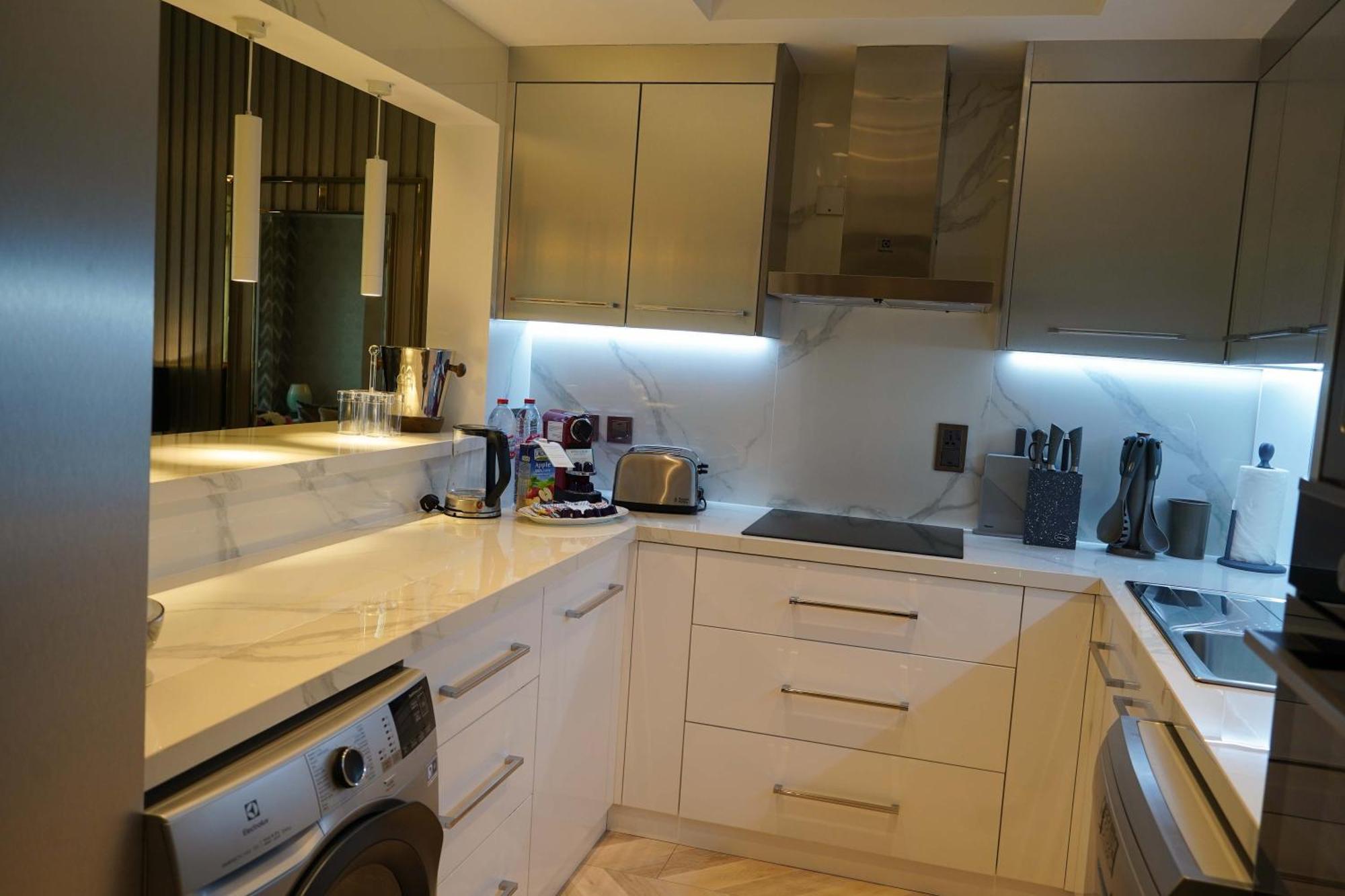 Royal Club By Rvhr, Palm Jumeirah Apartment Dubai