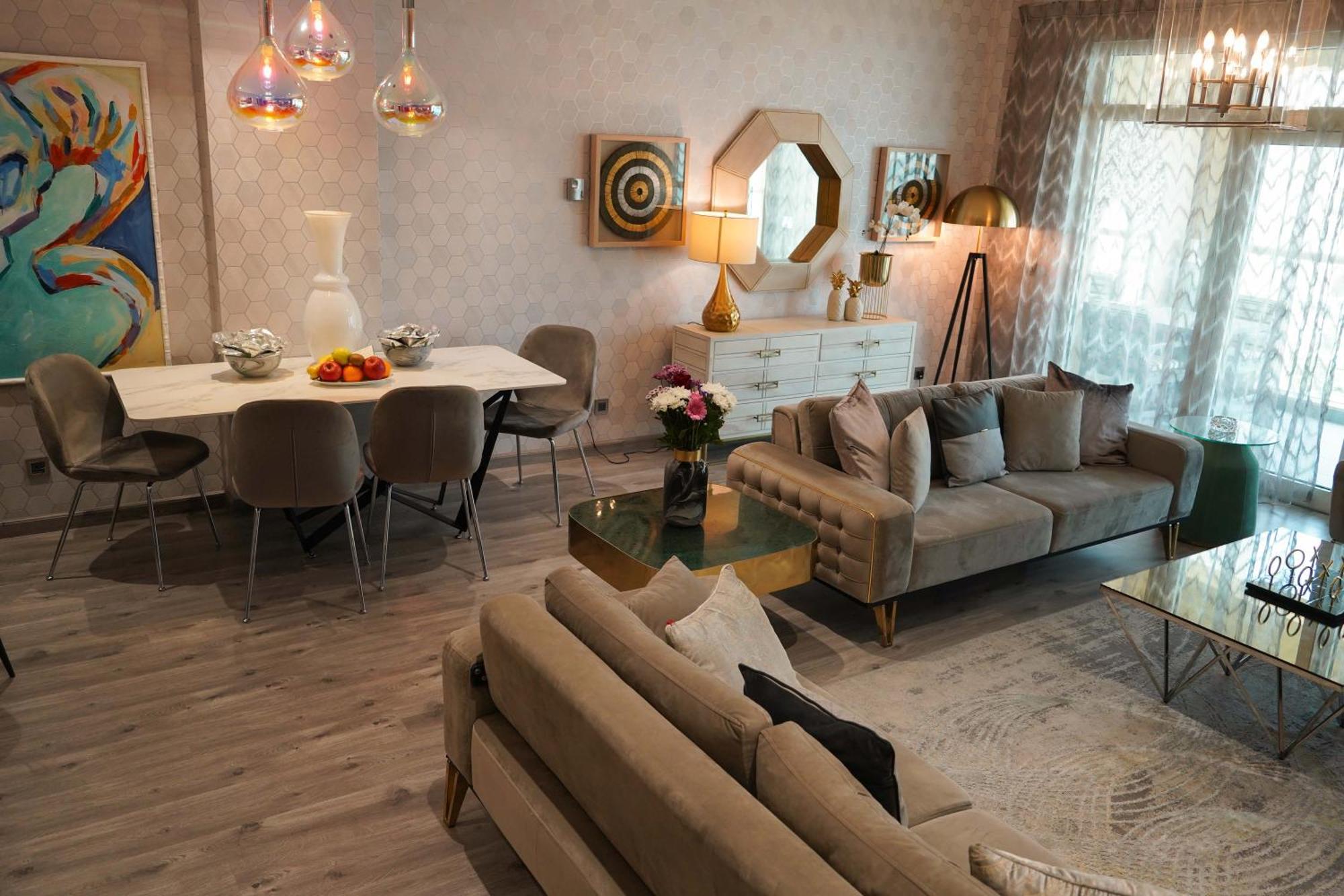 Royal Club By Rvhr, Palm Jumeirah Apartment *