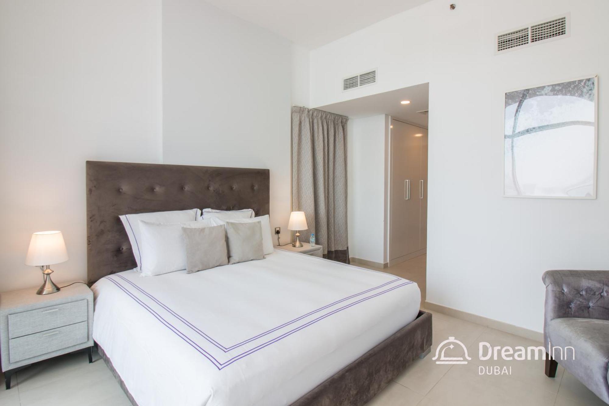 Dream - Mina By Azizi Apartment Dubai
