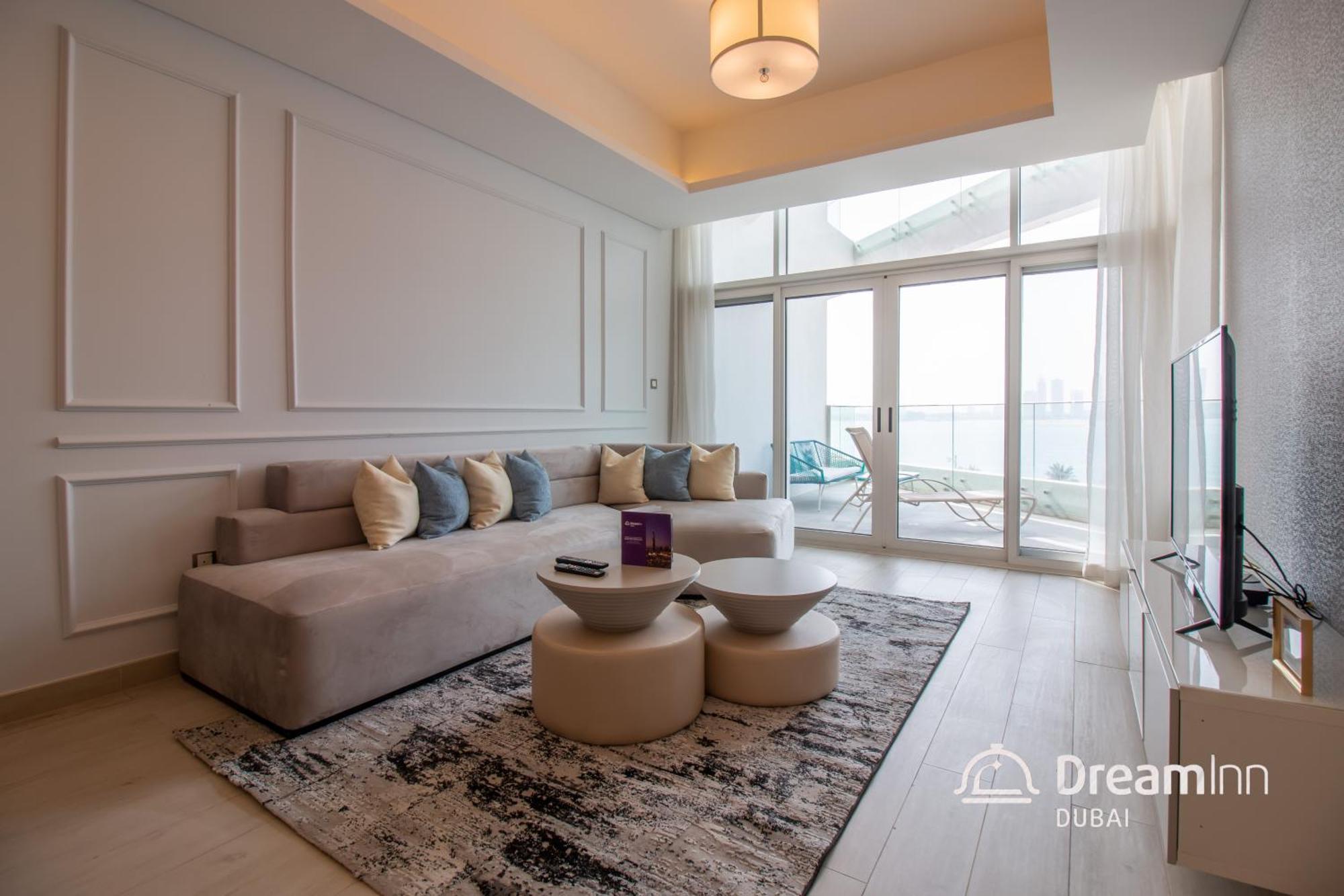 Dream - Mina By Azizi Apartment