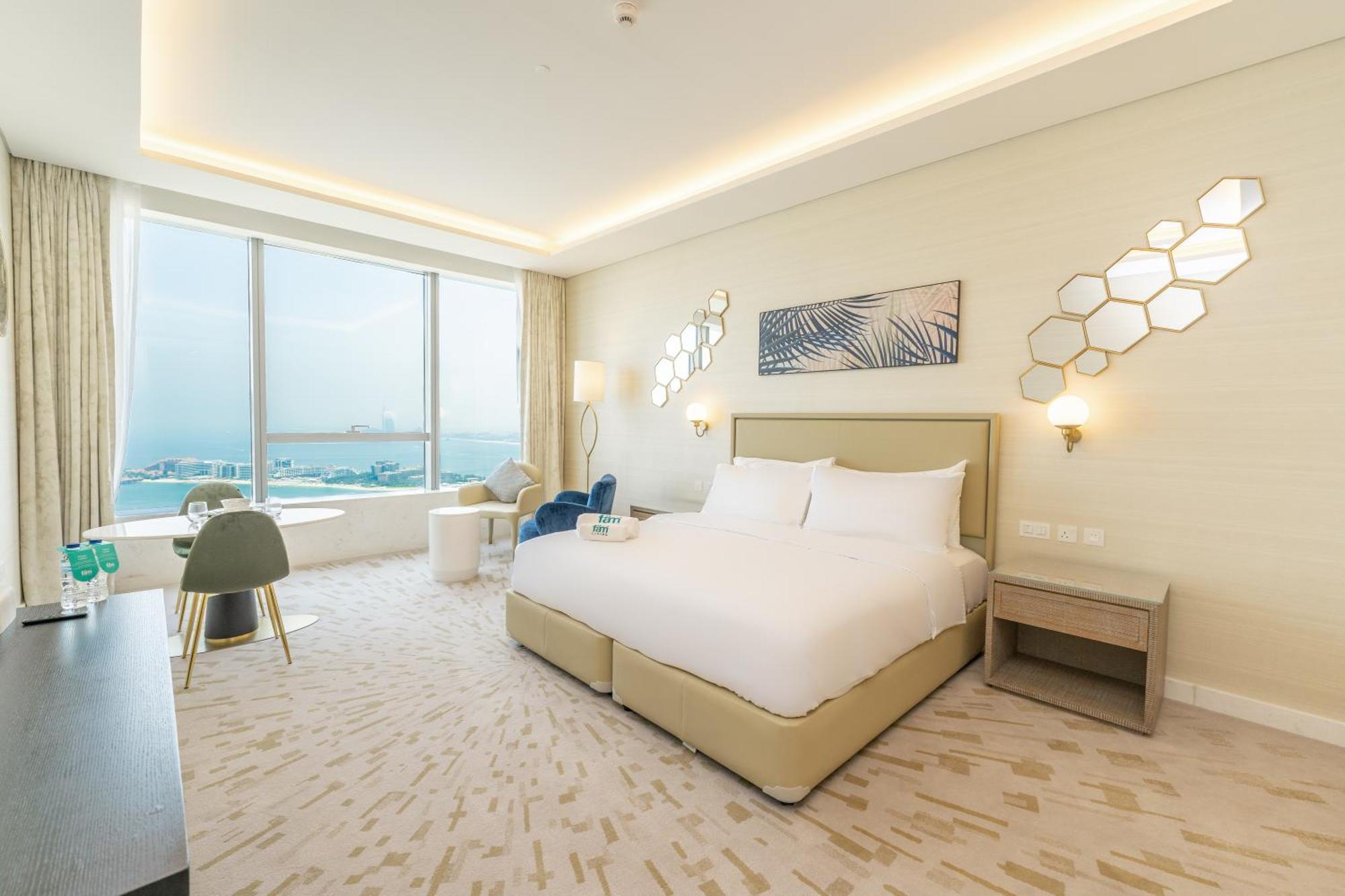 Fam Living - Palm Tower - Palm Jumeirah - Panoramic Daire