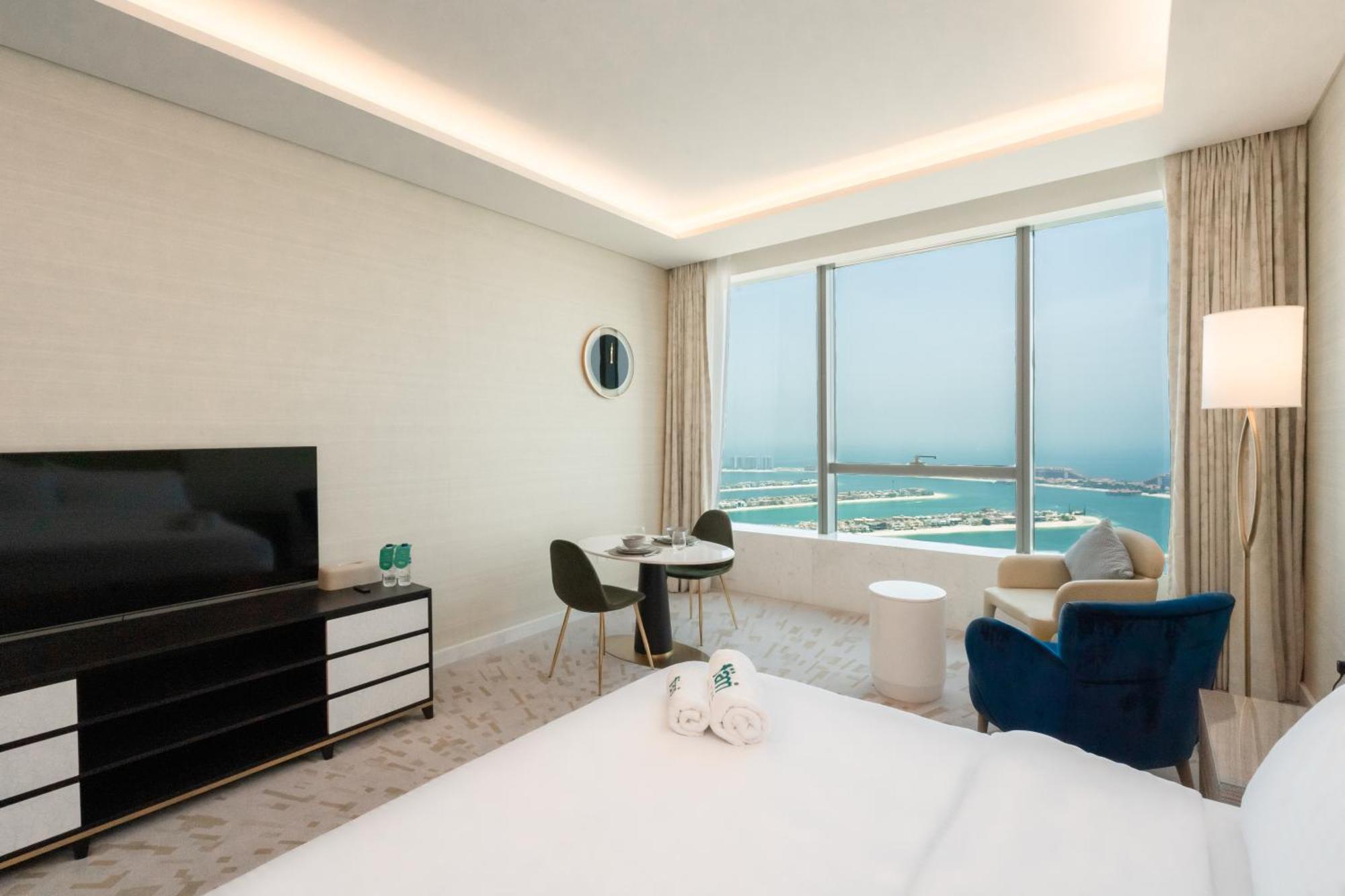 Fam Living - Palm Tower - Palm Jumeirah - Panoramic Daire