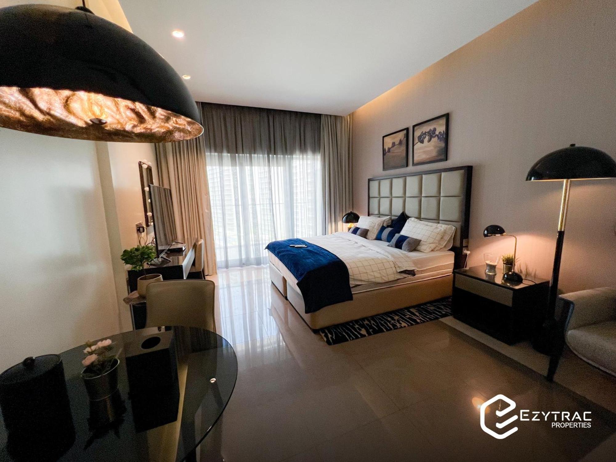 Apartment In Damac Majestine Business Bay - Ezytrac *