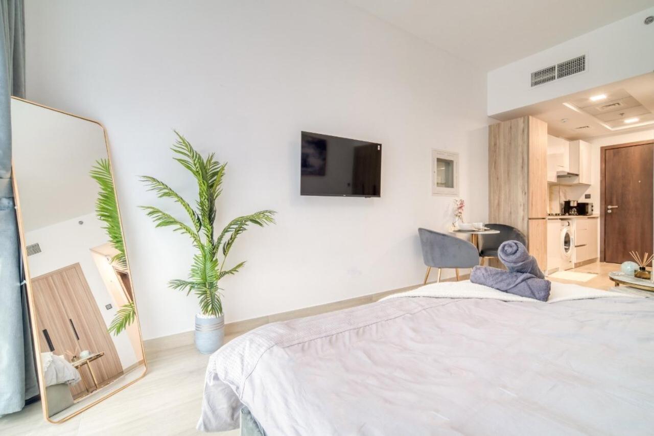 Modern Living Apartment Dubai