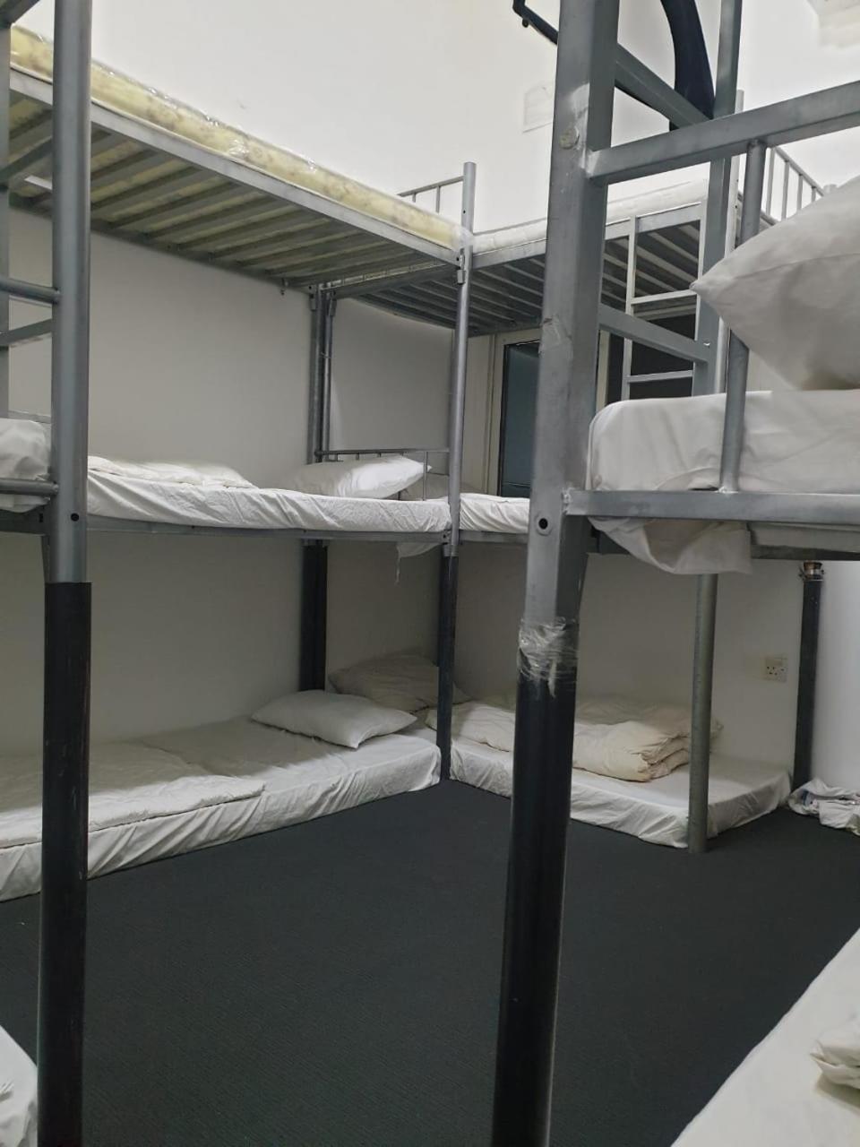 Hostel, Bedspace And Backpackers