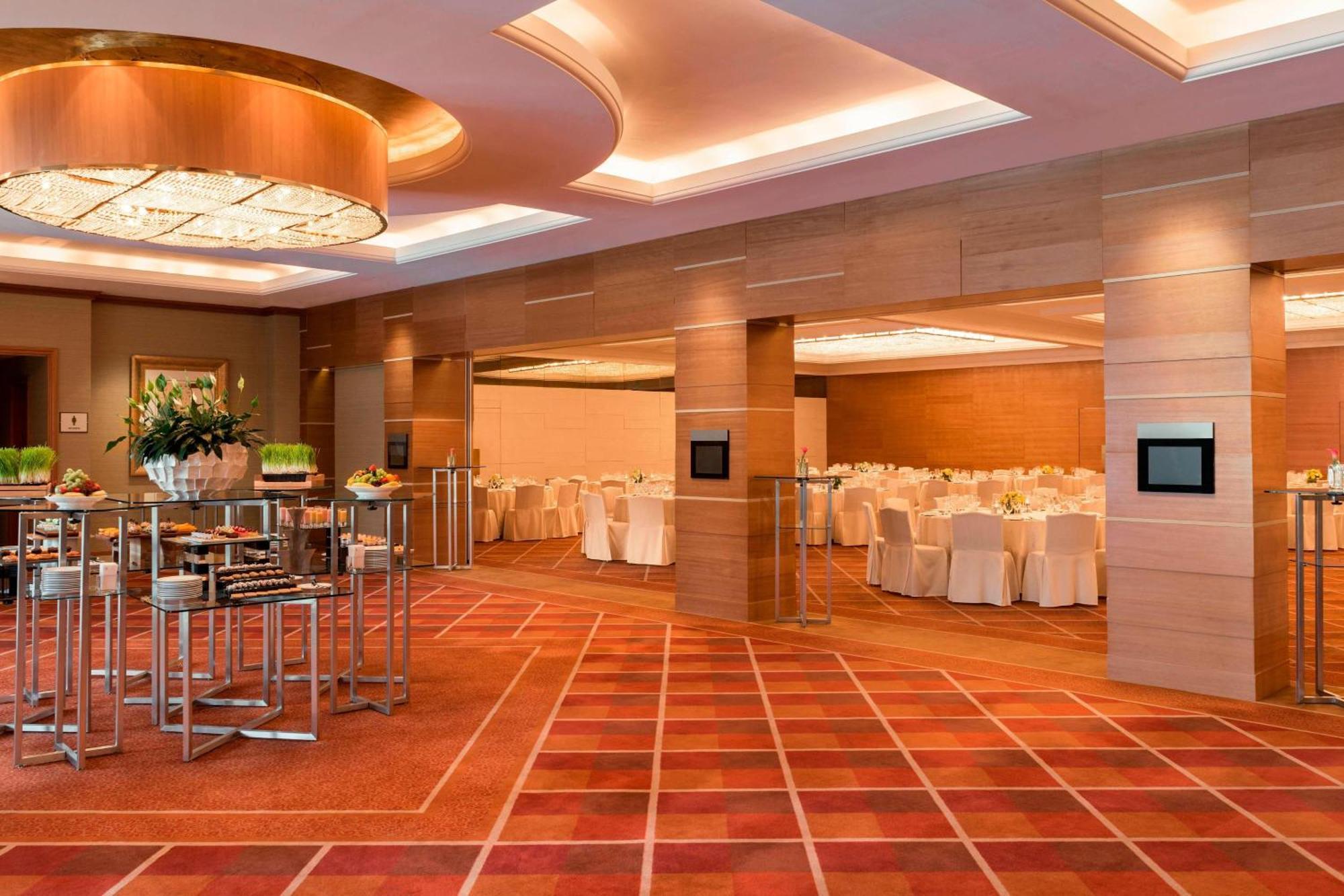 Sheraton Creek & Towers 5* Dubai
