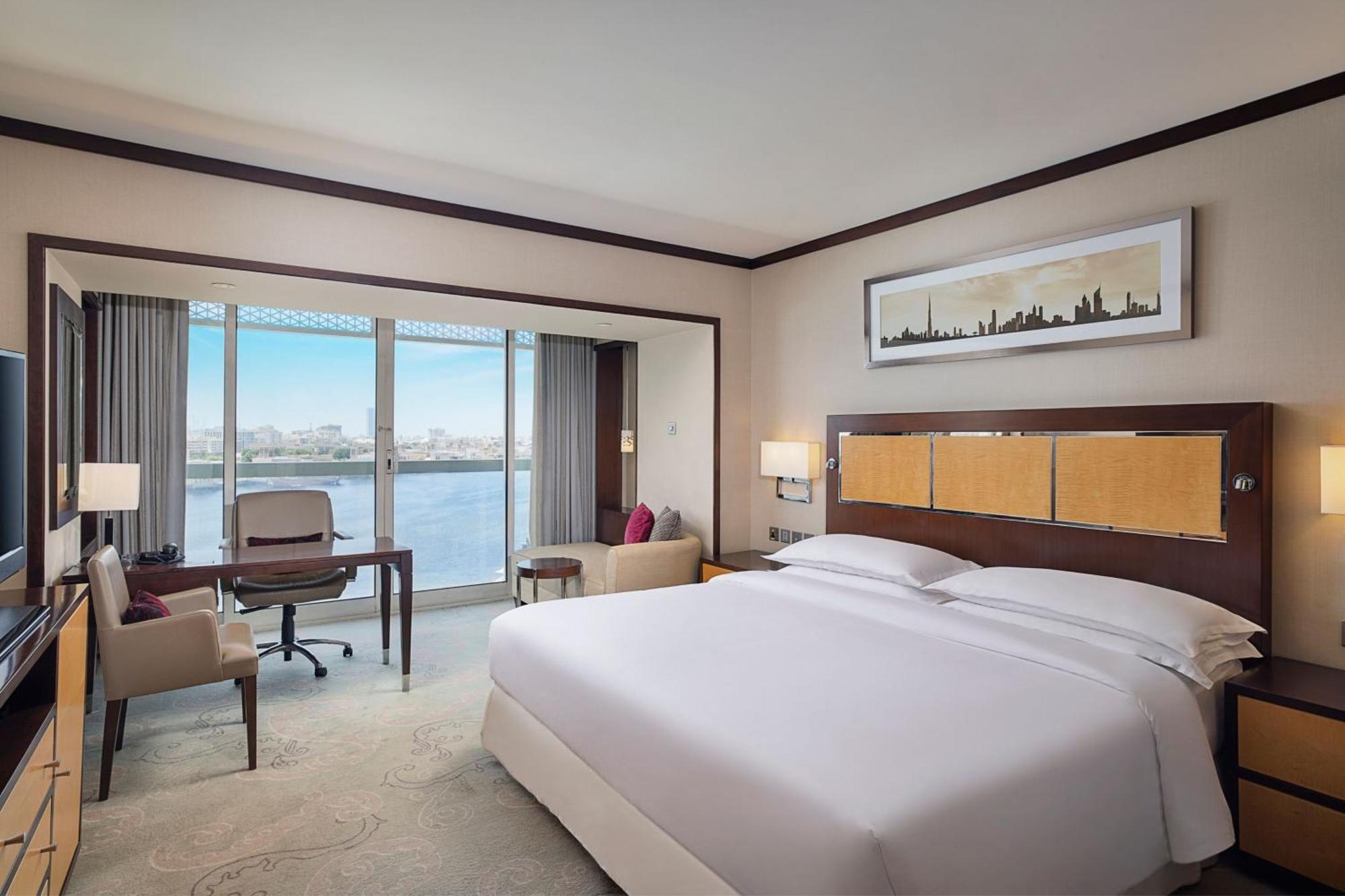 Hotel Sheraton Creek & Towers Dubai