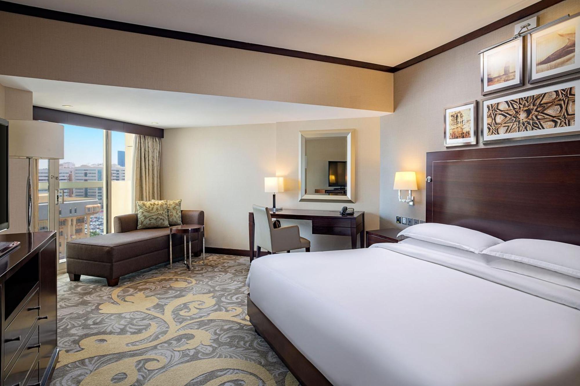 Sheraton Creek & Towers Hotel Dubai