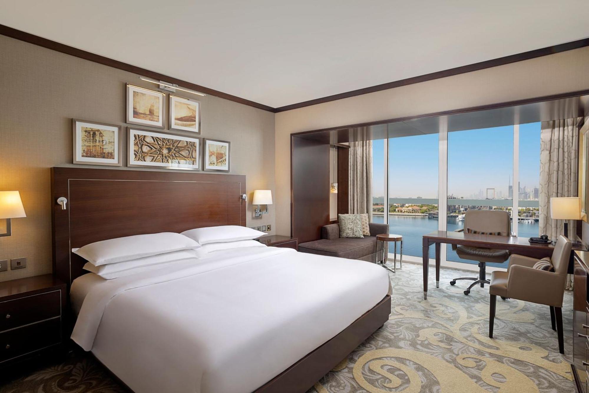 Hotel Sheraton Creek & Towers 5*