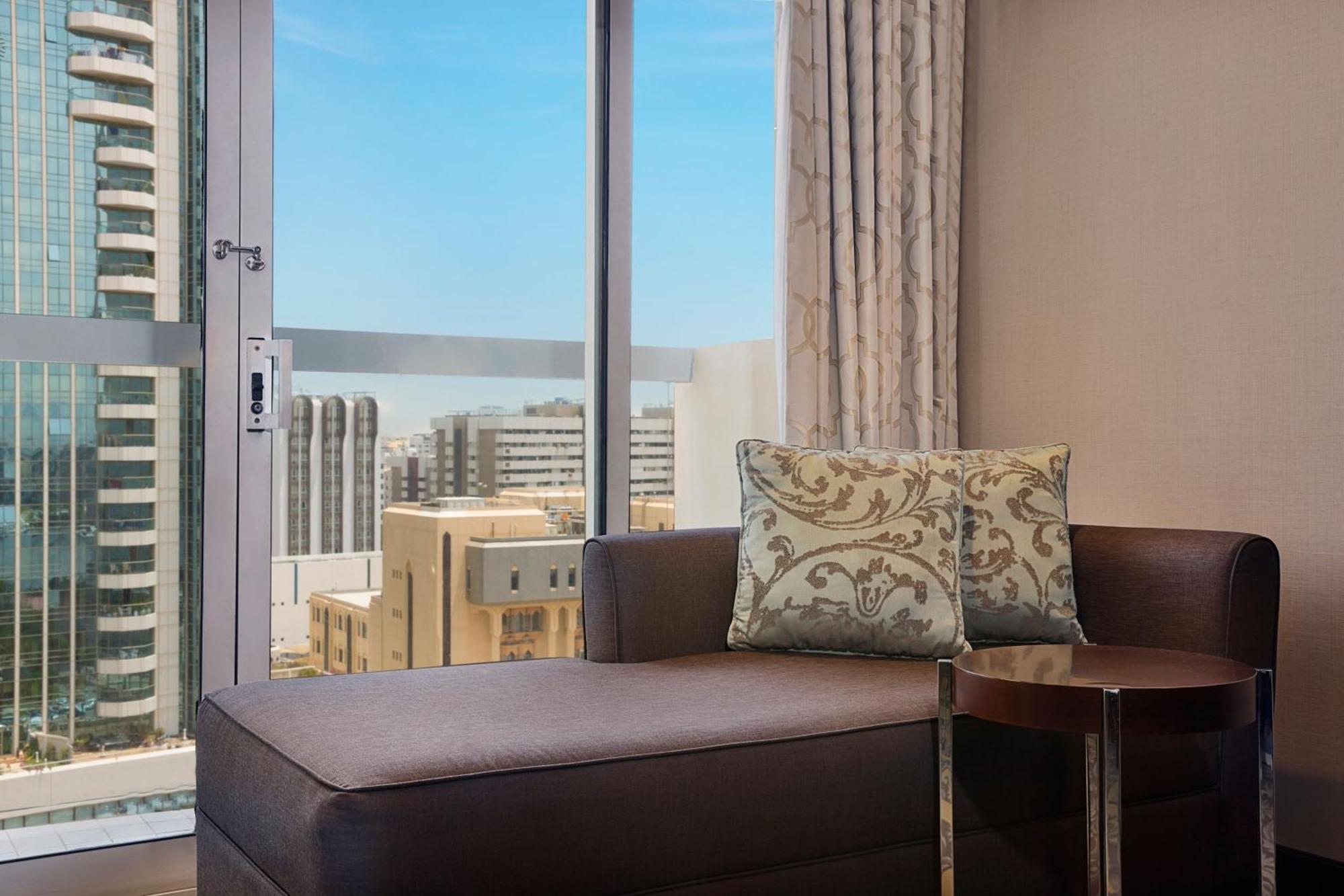Sheraton Creek & Towers Dubai