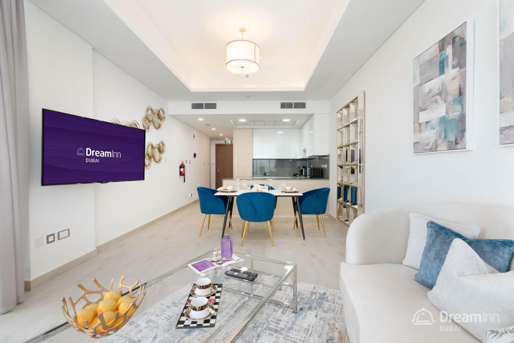 Dream - Mina By Azizi Apartment