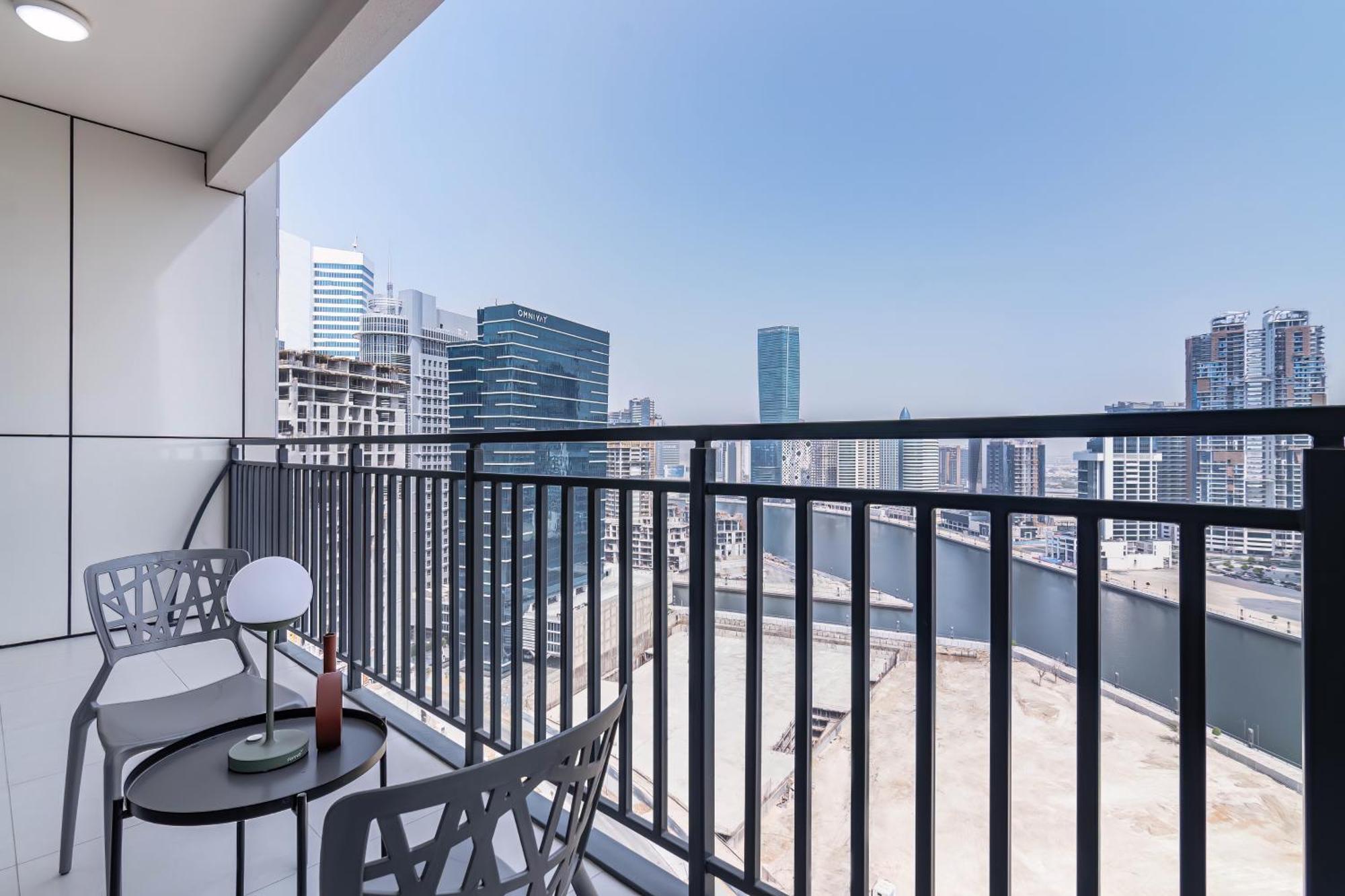 Citihome -1br In Business Bay Close To Shopping Mall * Dubai