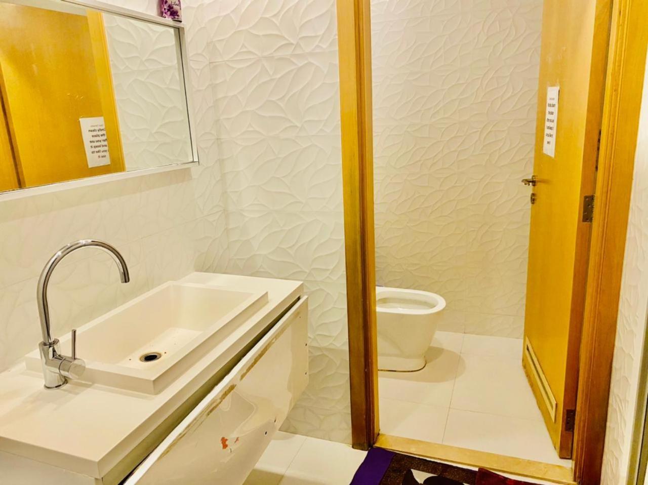 Small Budget For 'girls' Only In Dubai, Marina Privatunterkunft Dubai