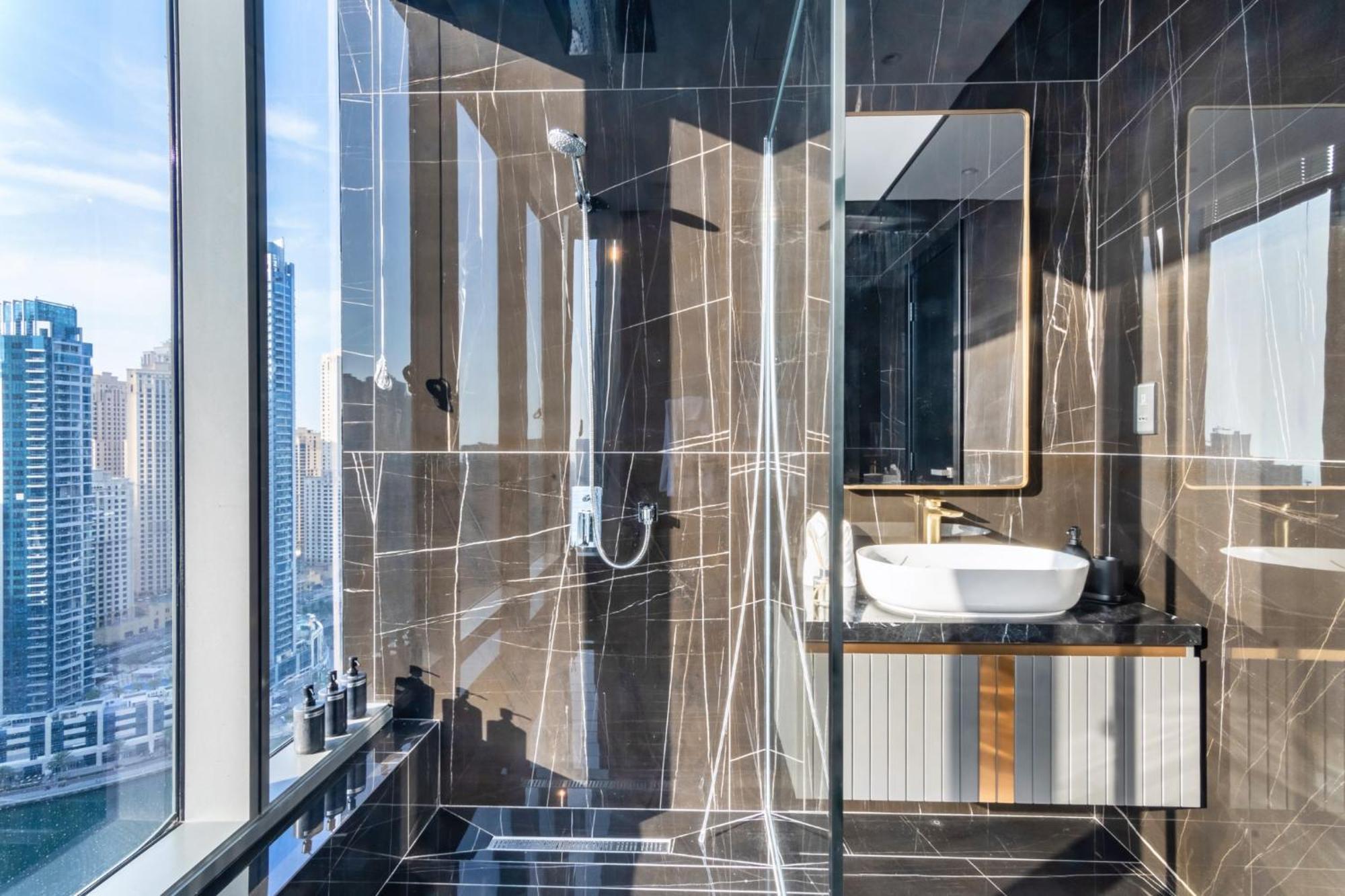 Daire Luxury Penthouse At Marina 180 Marina Views Dubai
