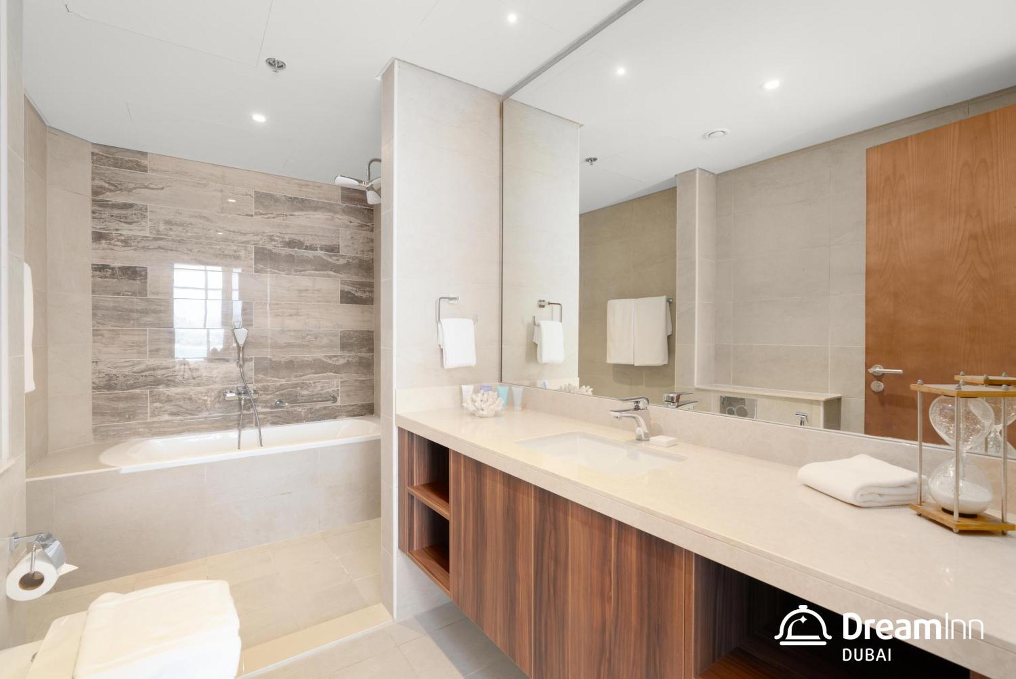 Apartment Dream - Mina By Azizi