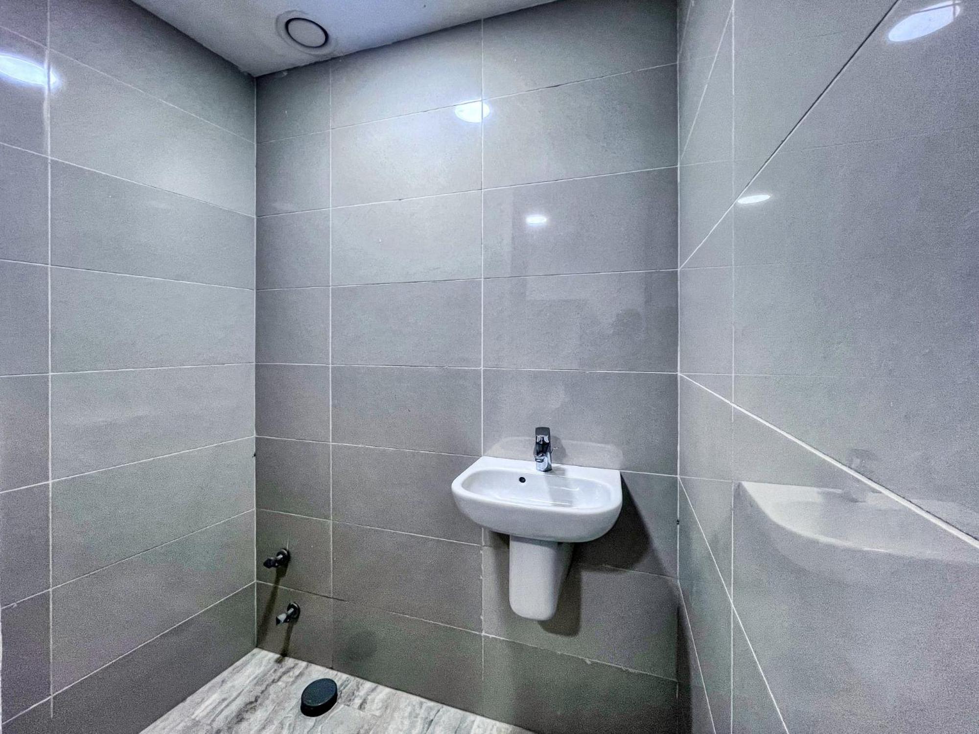 Apartment Lavish 2br With Charming Marina View Dubai