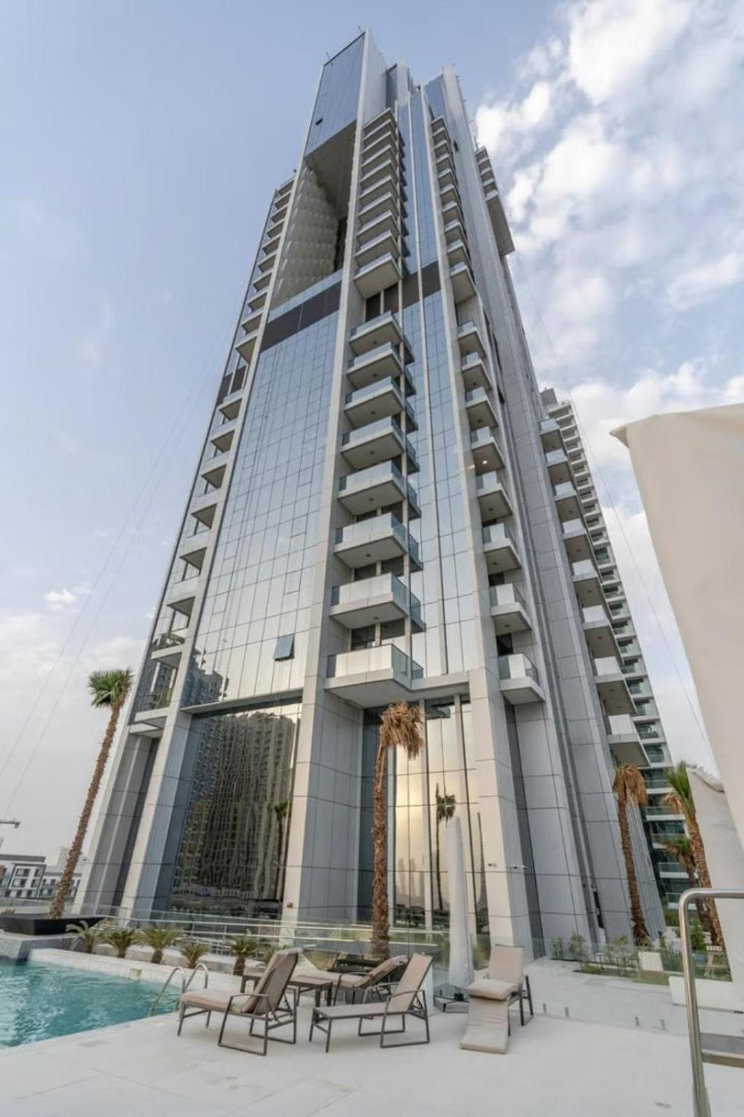 Apartment In Jvc 2302,