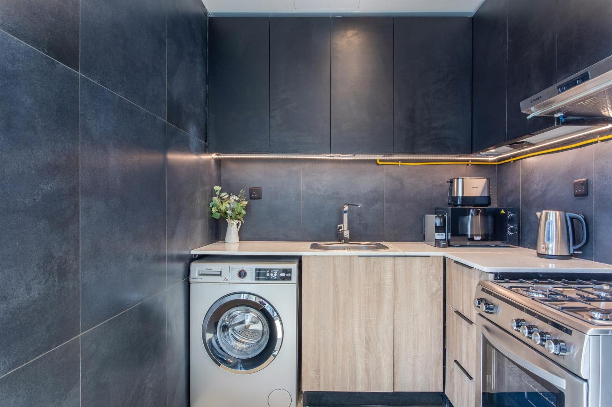 Apartment In Jvc 2302,