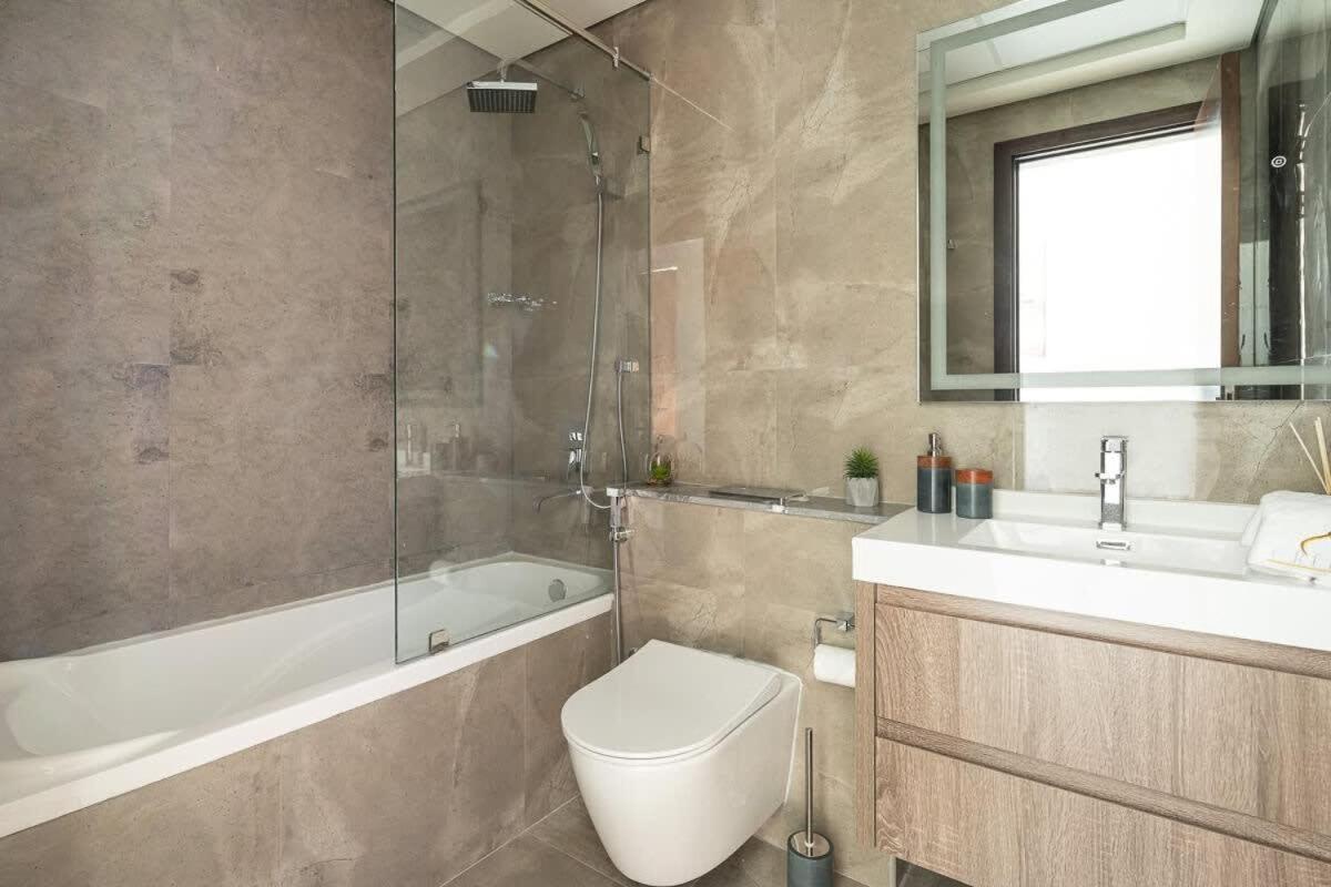 Frank Porter - Majestique 2 Apartamento Dubai